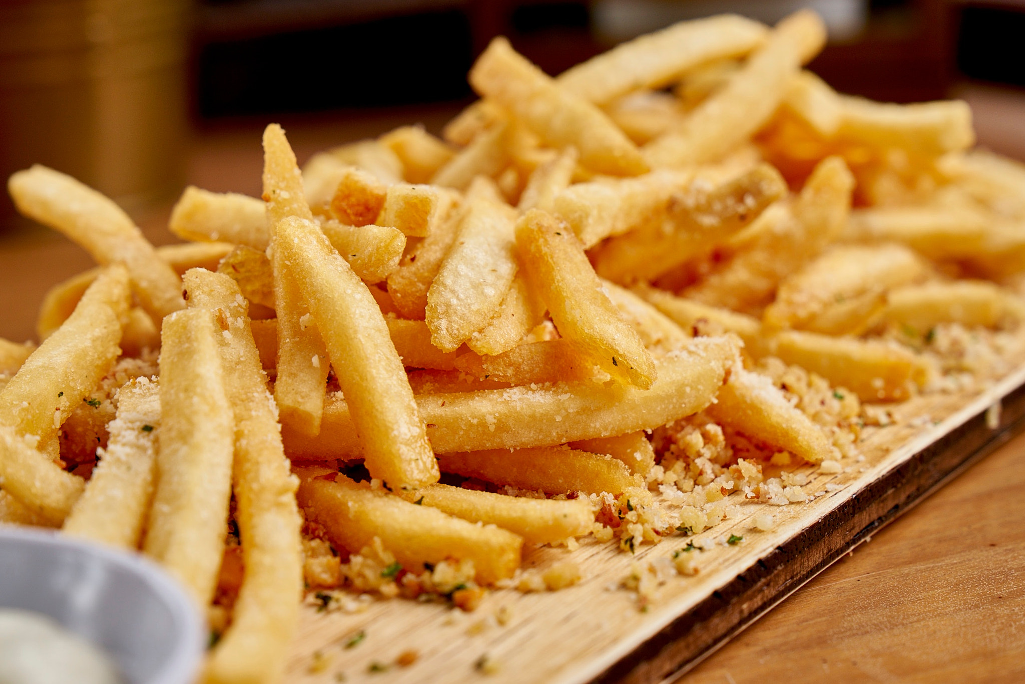 Sony FE 24-70mm F2.8 GM sample photo. Garlic and cheese fries photography