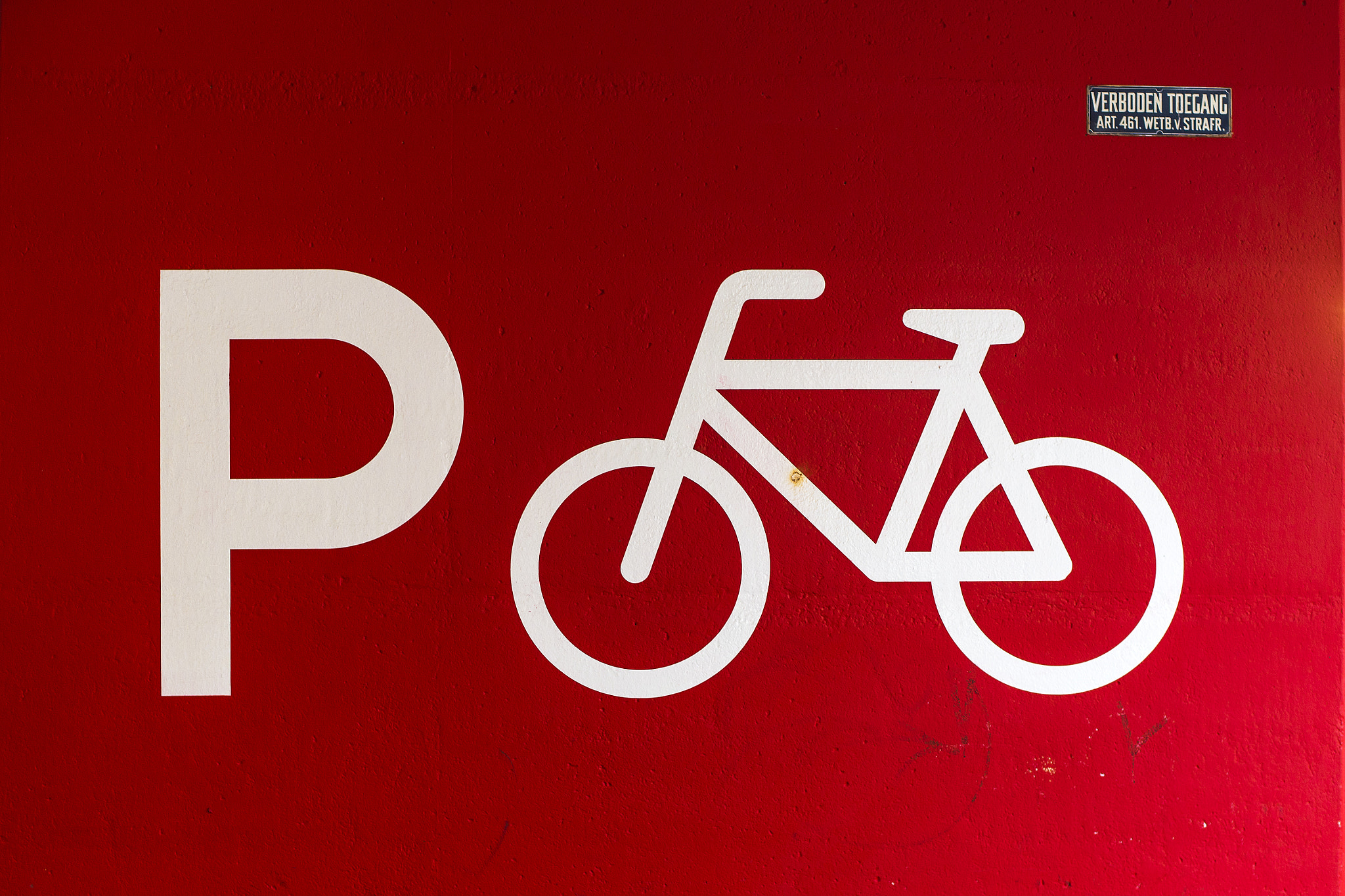 Nikon D600 sample photo. Amsterdam streets - bike parking in red color photography