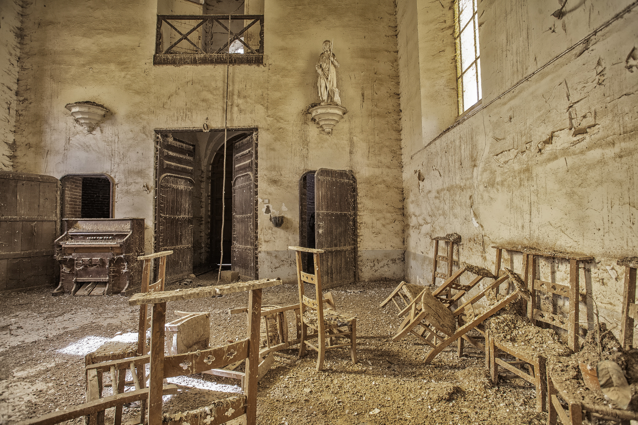 Canon EOS 5D sample photo. This old church. photography