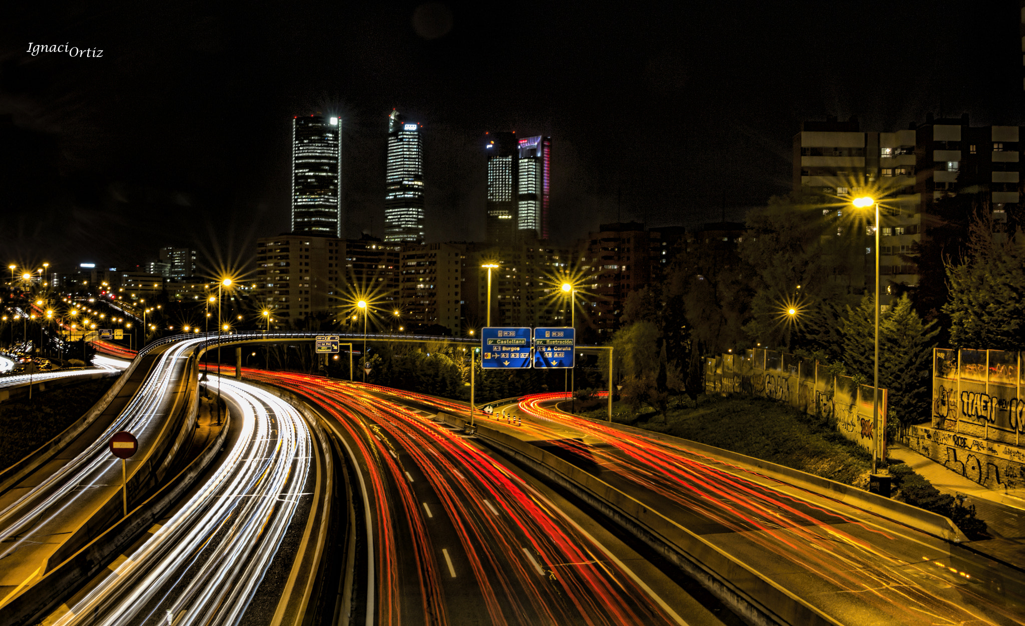 Canon EOS 6D + Tamron AF 28-300mm F3.5-6.3 XR Di VC LD Aspherical (IF) Macro sample photo. Madrid skyline photography