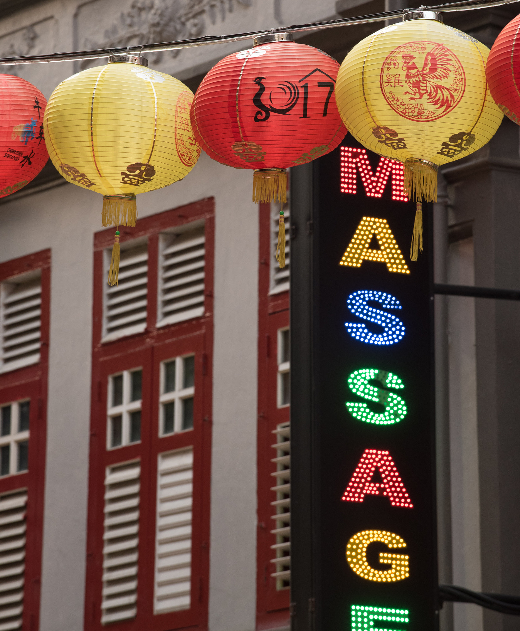 Nikon AF-S Nikkor 70-200mm F4G ED VR sample photo. Massages photography