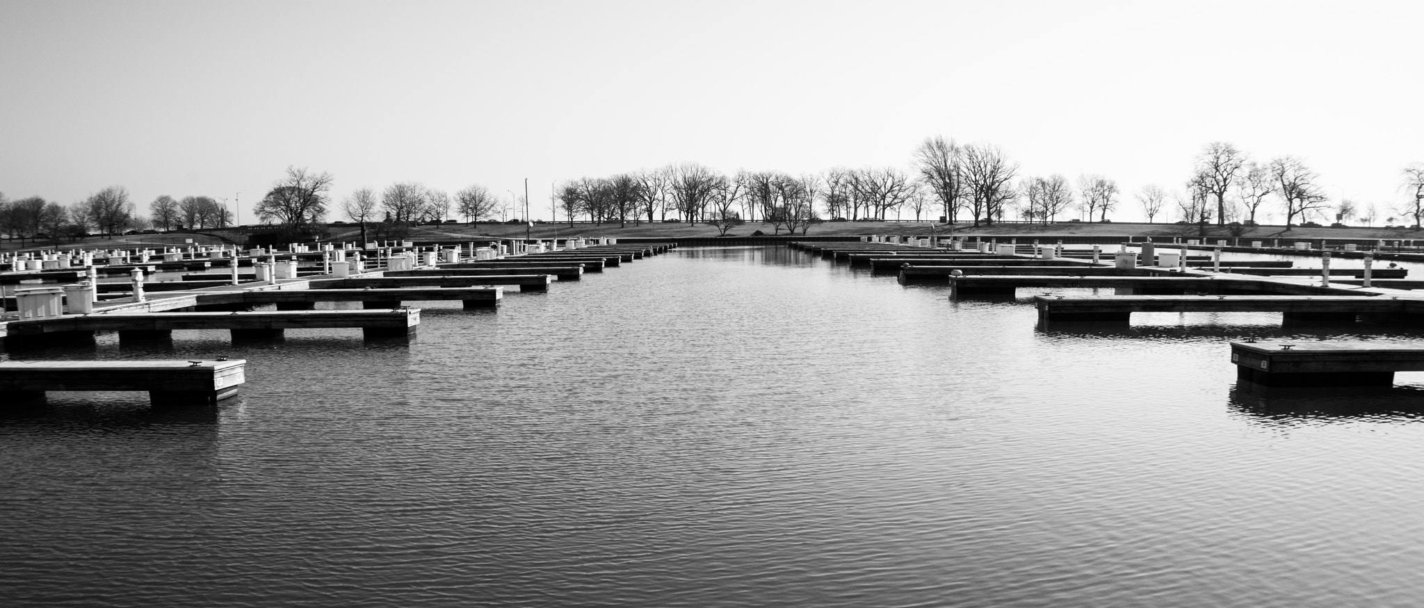 Sony FE 24-240mm F3.5-6.3 OSS sample photo. Empty docking in winter photography
