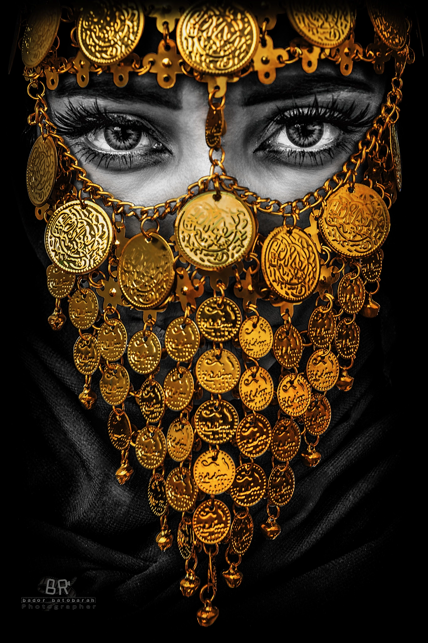 Nikon AF-S Nikkor 24-70mm F2.8G ED sample photo. Saudi woman photography