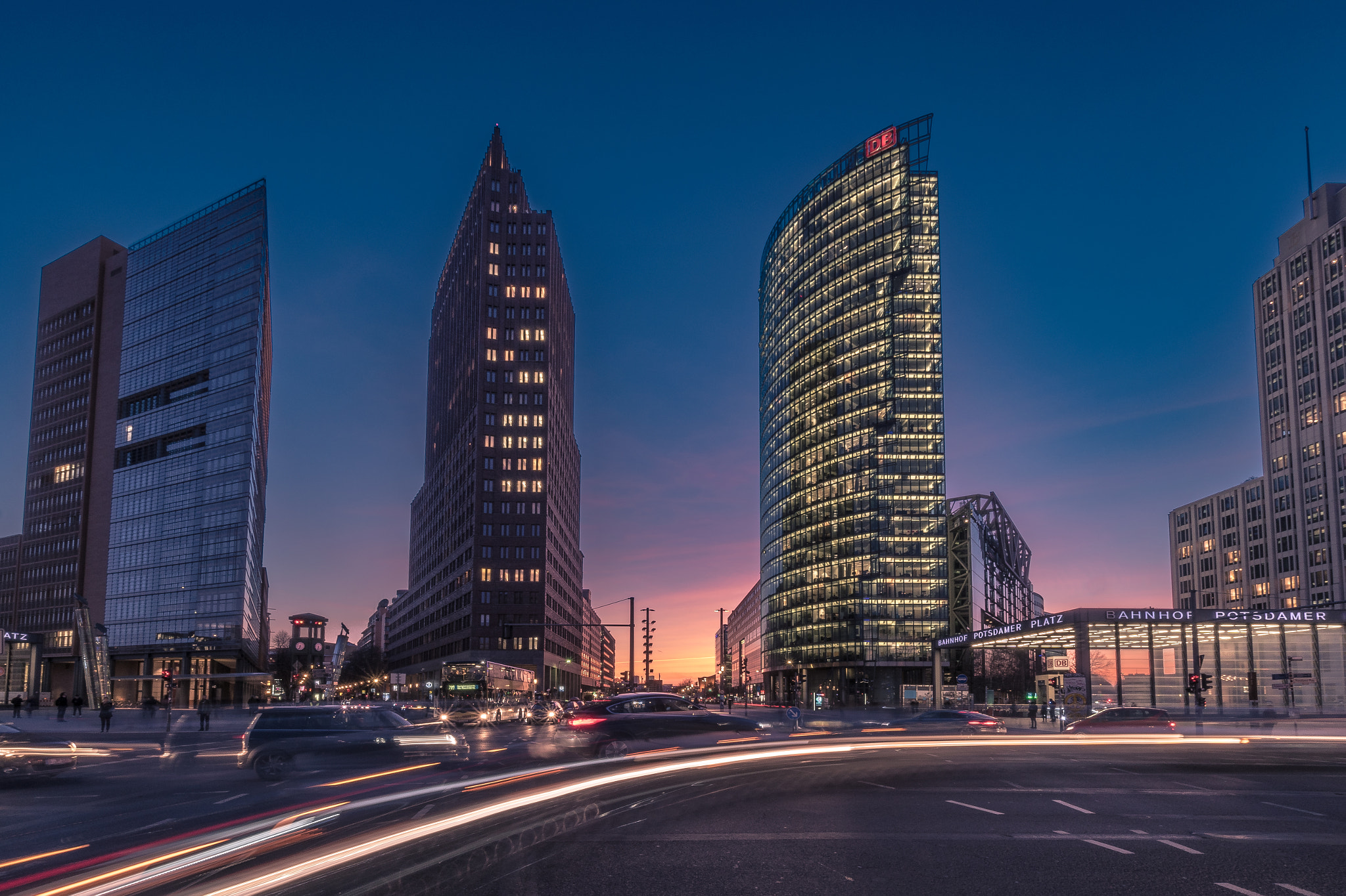 Sony a6300 + Sony E 10-18mm F4 OSS sample photo. Potsdamer platz photography