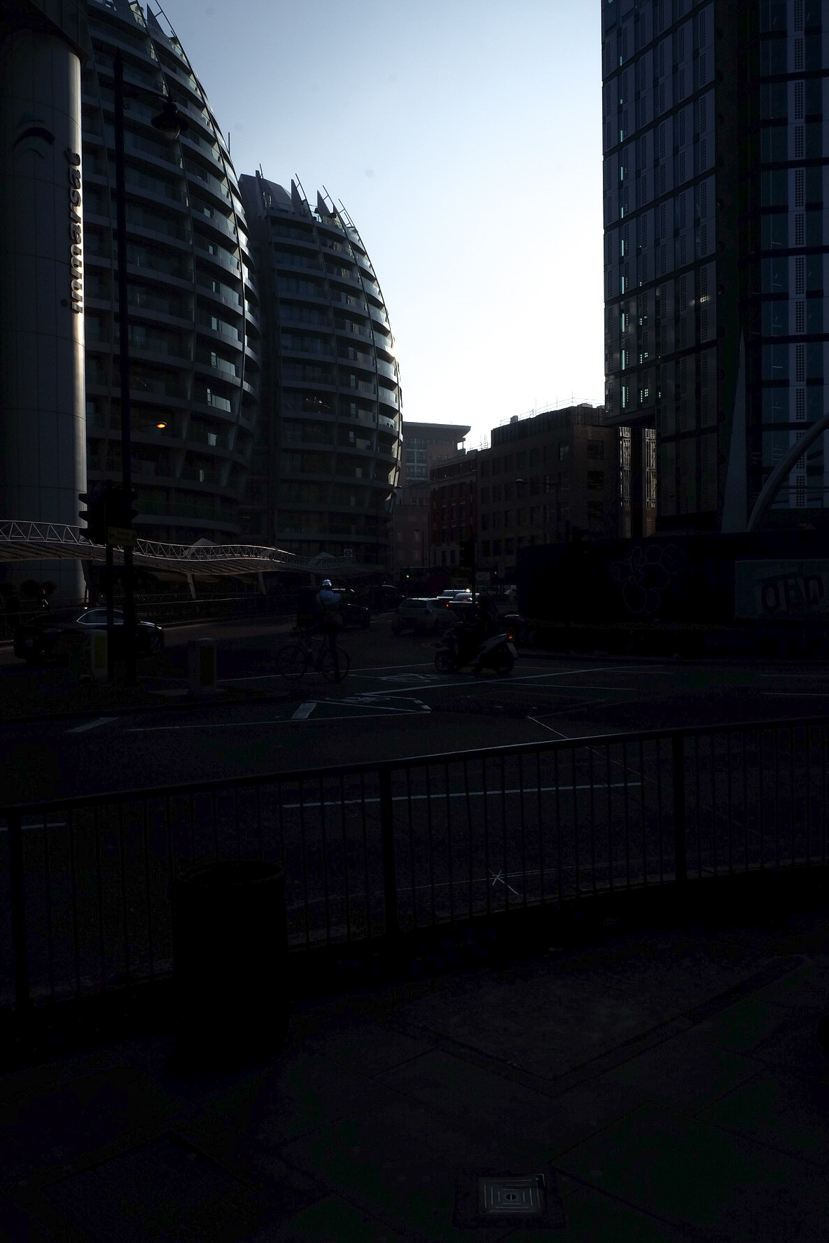 Fujifilm X-E2 + Fujifilm XF 18-55mm F2.8-4 R LM OIS sample photo. Valeo.  photography