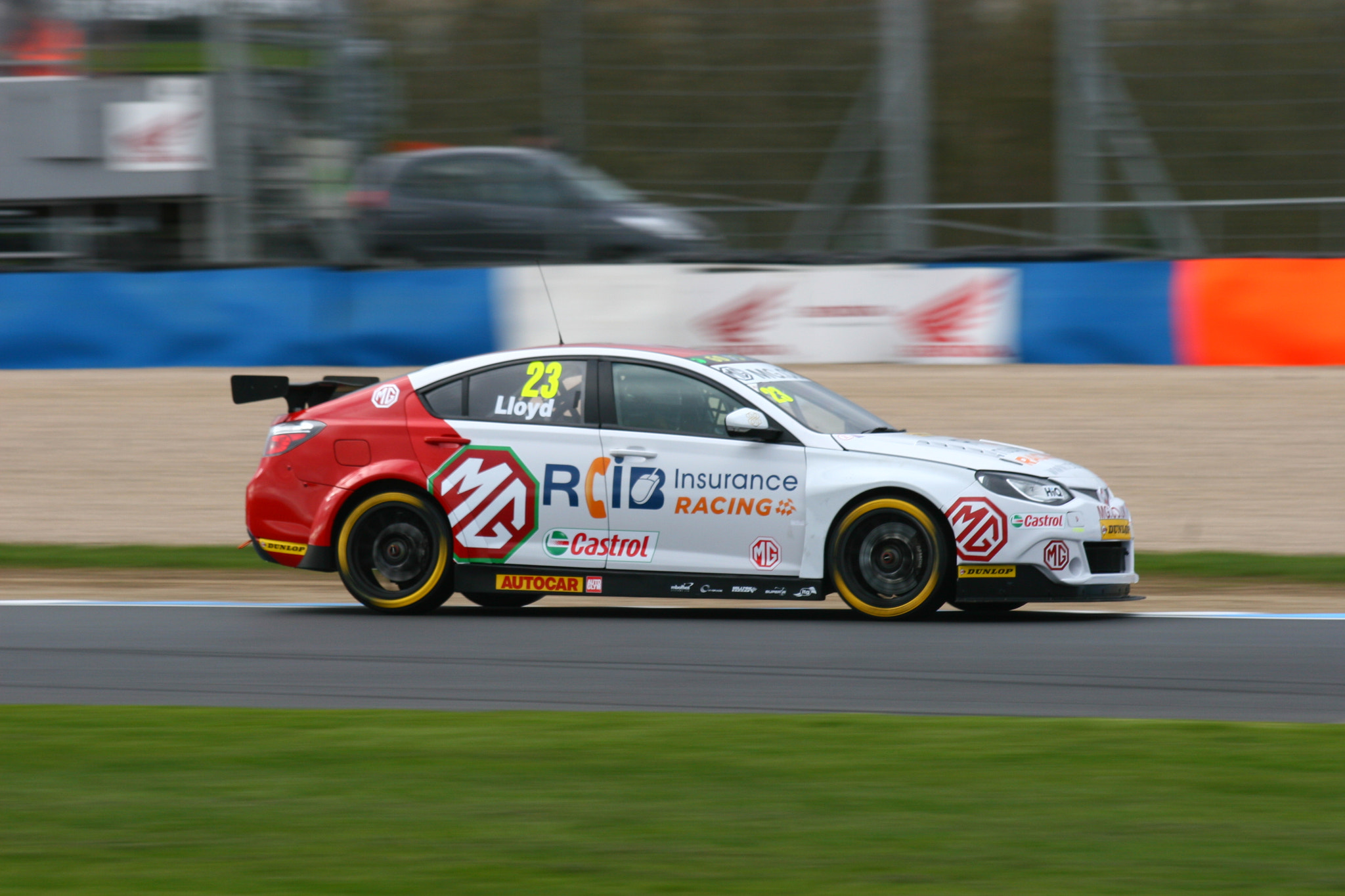 Canon EOS 30D sample photo. Btcc launch day test donington 16 march 2017 photography