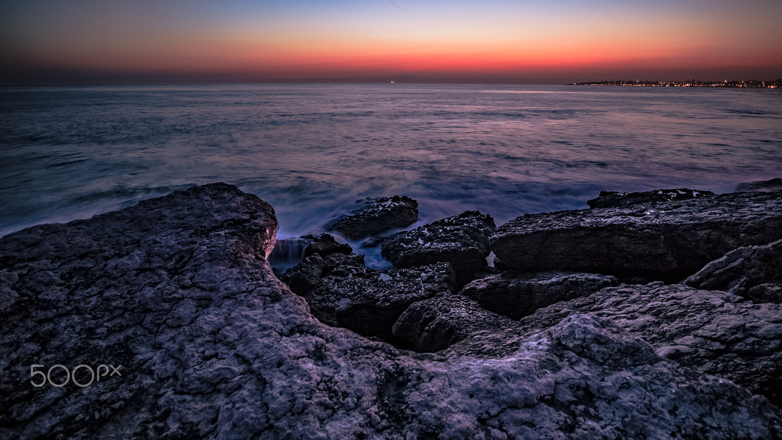 Canon EF-M 11-22mm F4-5.6 IS STM sample photo. Dusk by the bay,cascais photography