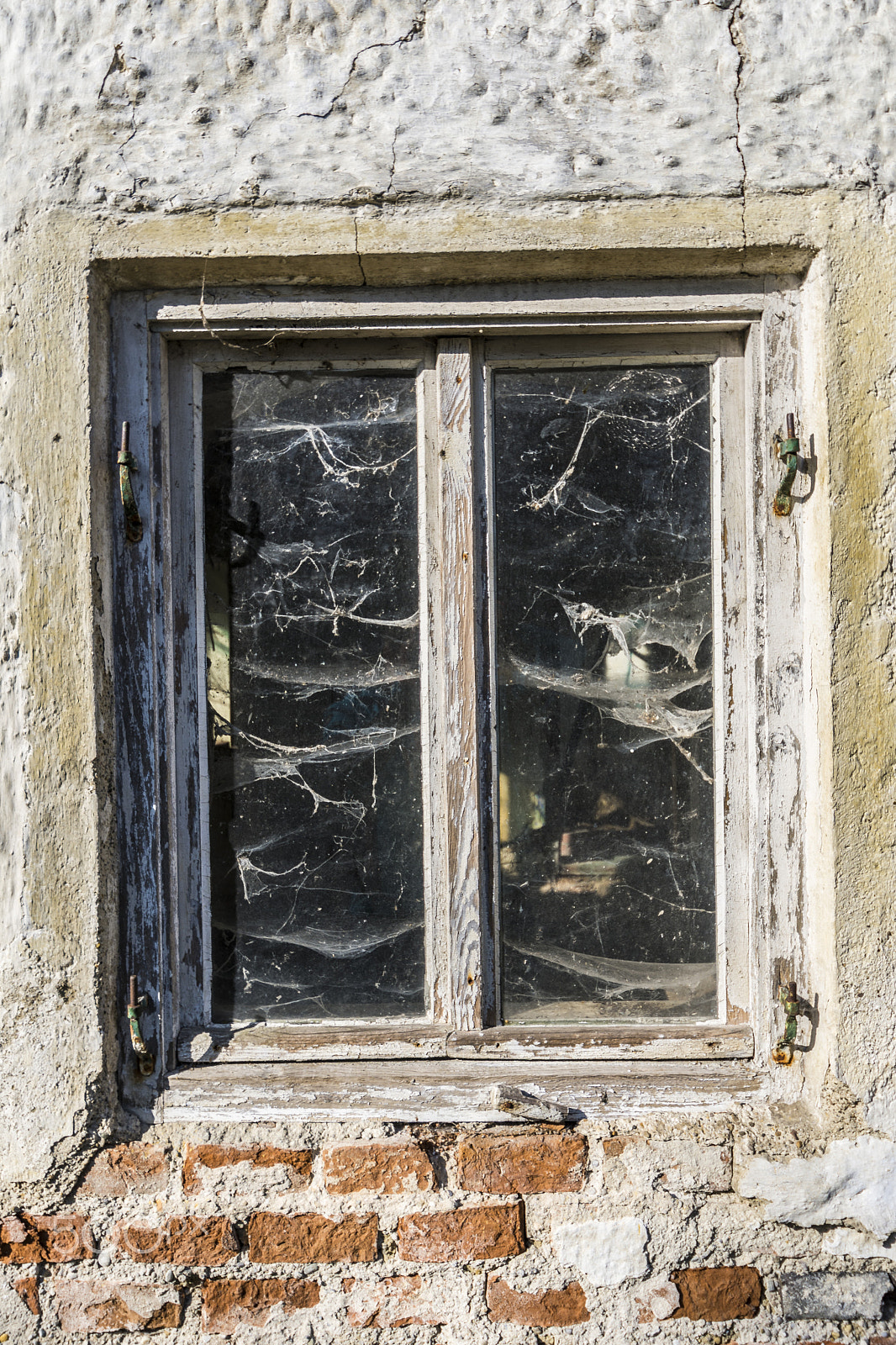 Nikon D7200 sample photo. Window photography
