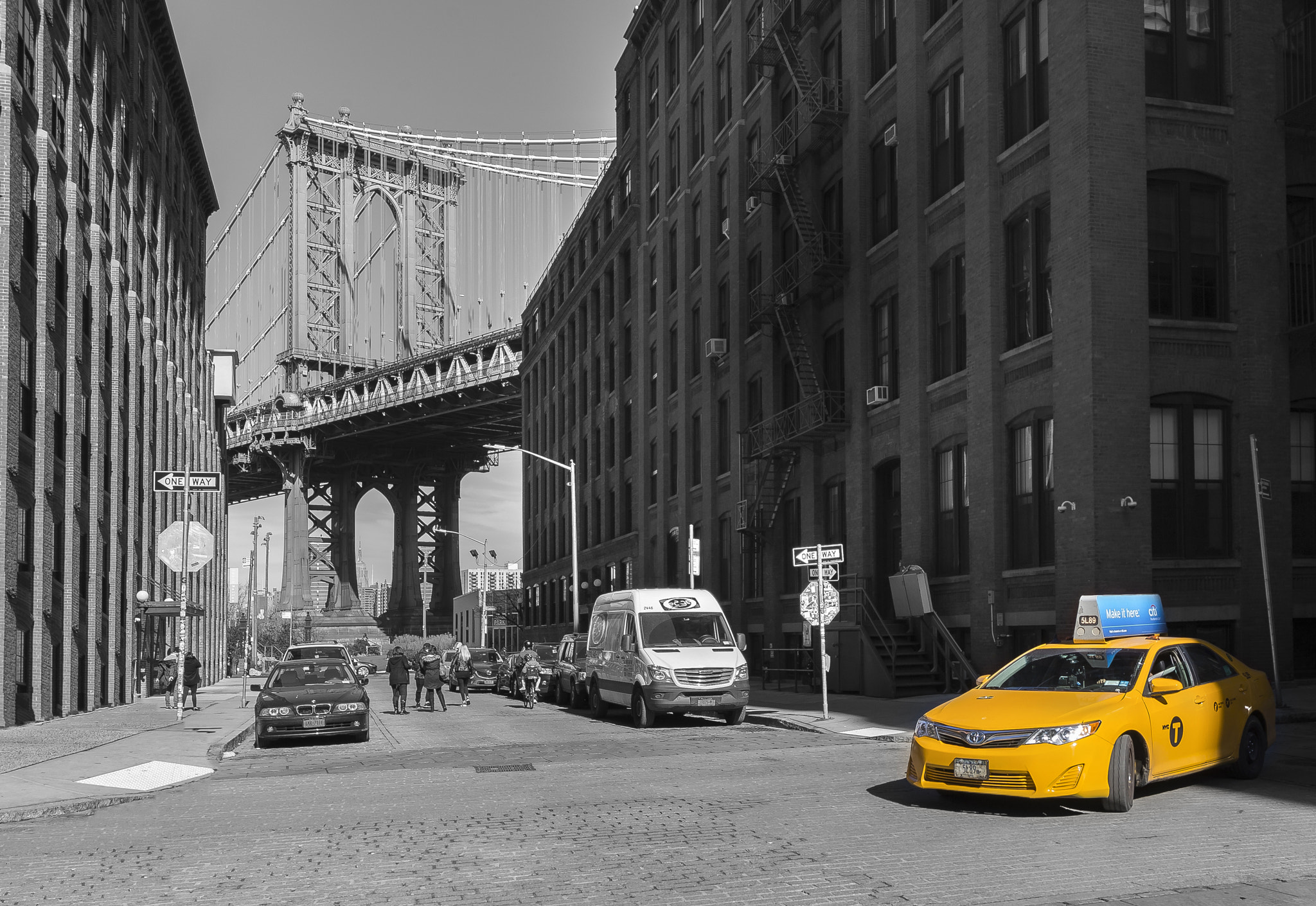 Canon EOS 6D + Sigma 12-24mm F4.5-5.6 II DG HSM sample photo. Dumbo, manhattan bridge photography