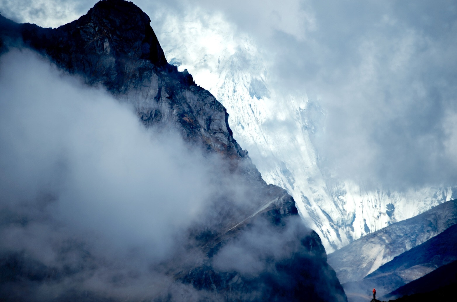 Nikon D4 sample photo. Look up at mount everest-1 photography