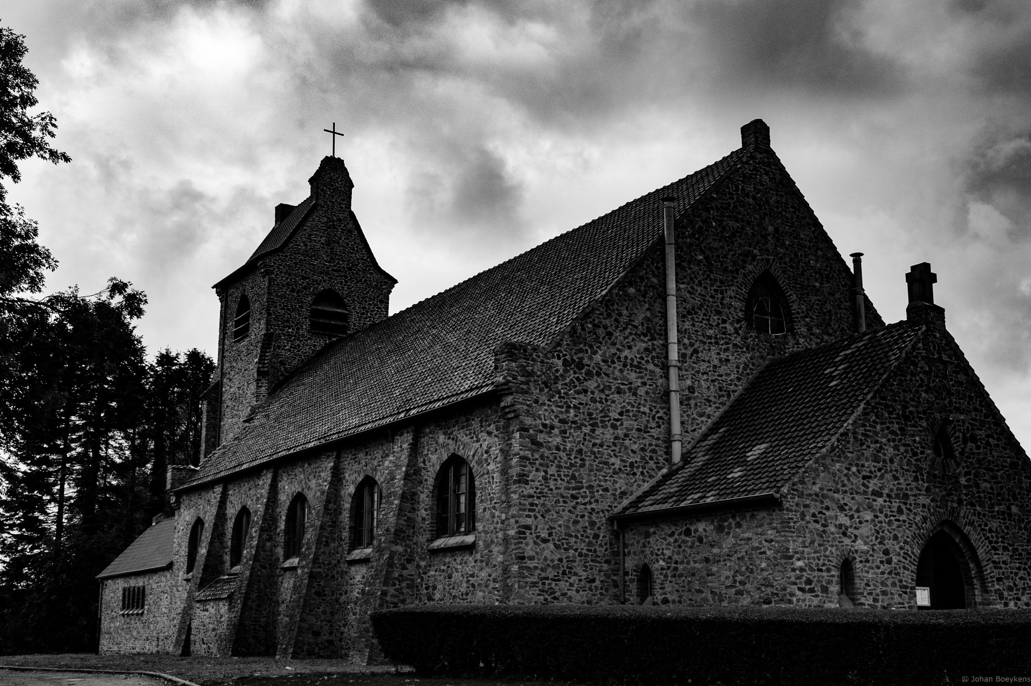 Pentax K-3 sample photo. Eglise photography