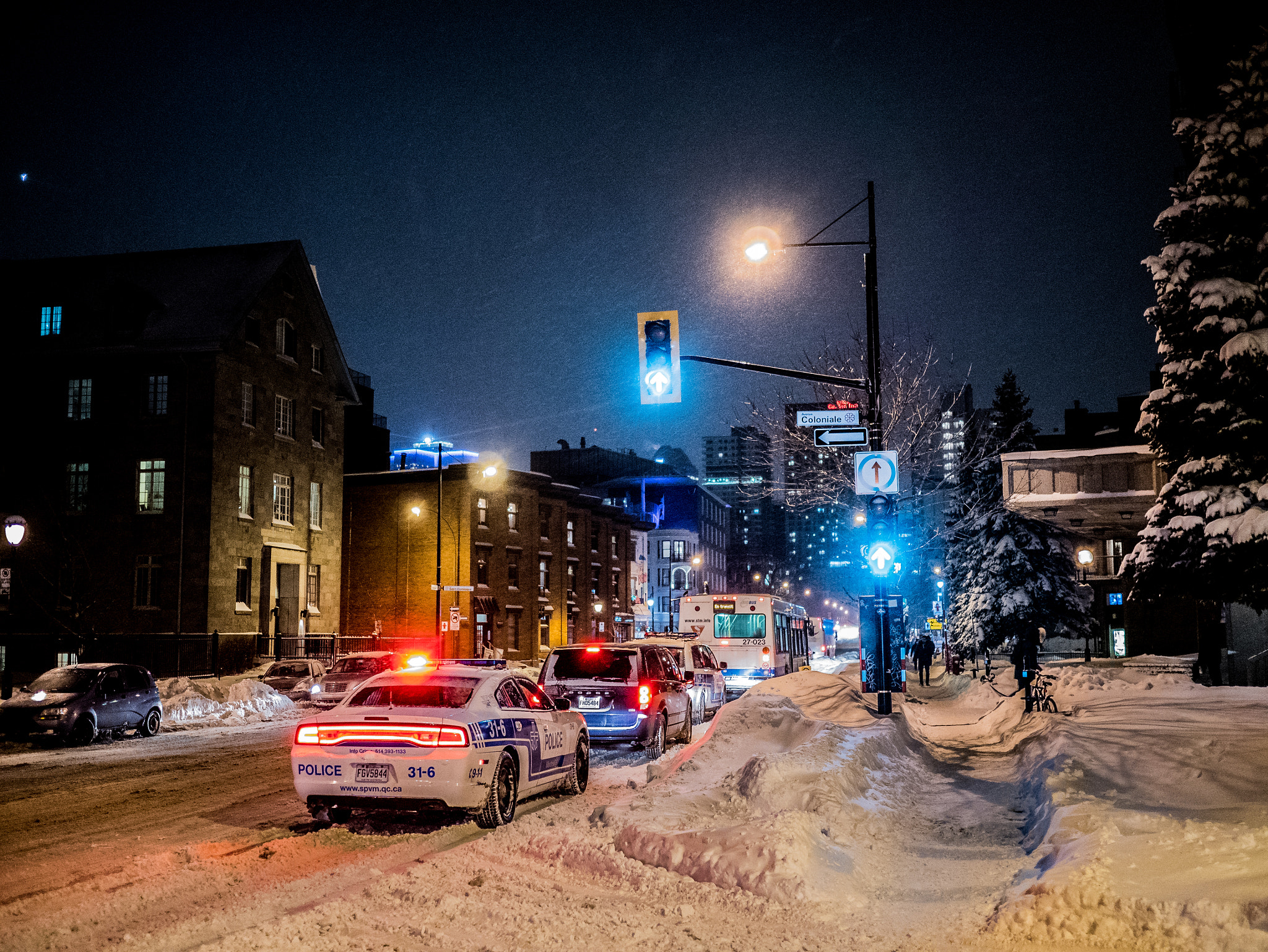 Panasonic Lumix DMC-GX85 (Lumix DMC-GX80 / Lumix DMC-GX7 Mark II) sample photo. Crossroad after winter storm photography