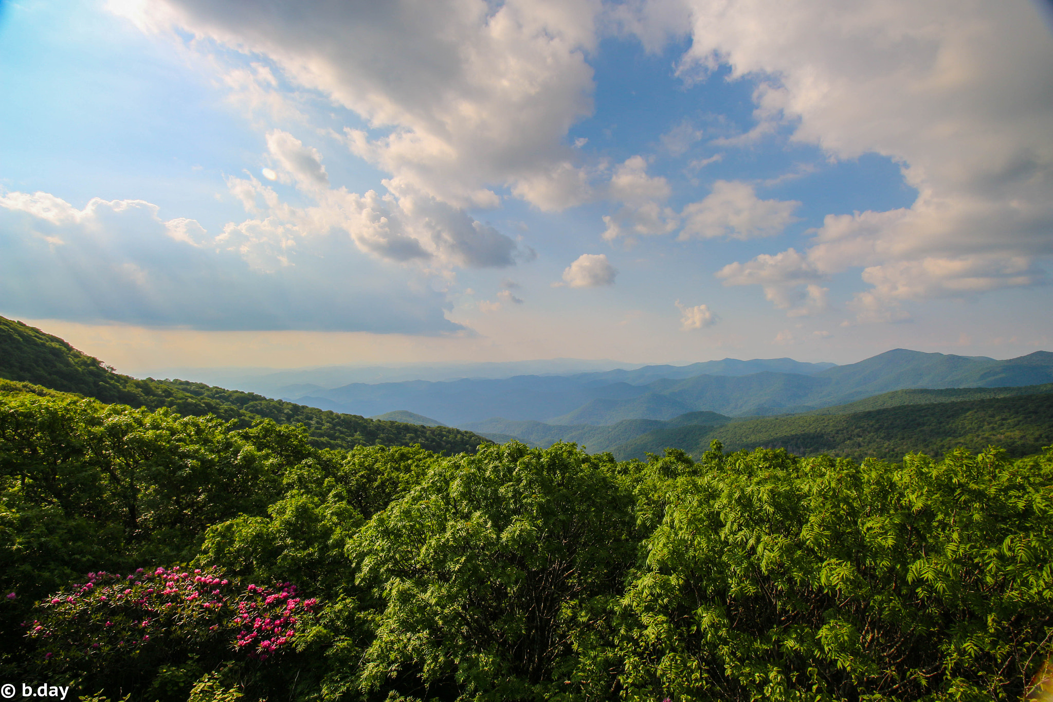 Canon EOS 100D (EOS Rebel SL1 / EOS Kiss X7) sample photo. Blue ridge.img photography