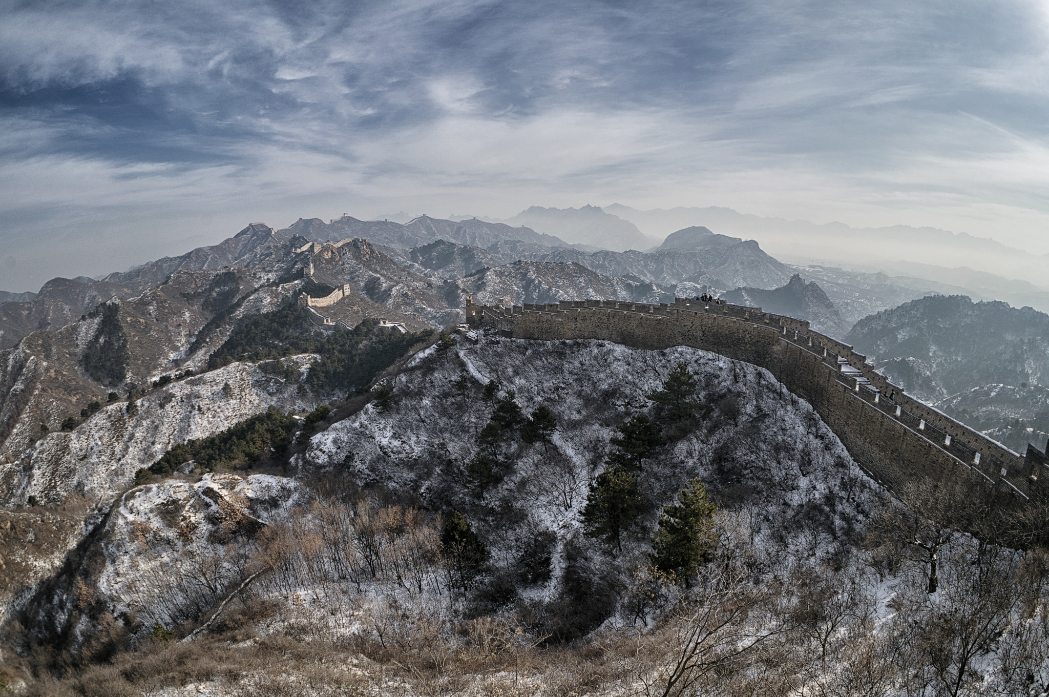 Sony FE 28mm F2 sample photo. Endless concrete snake photography