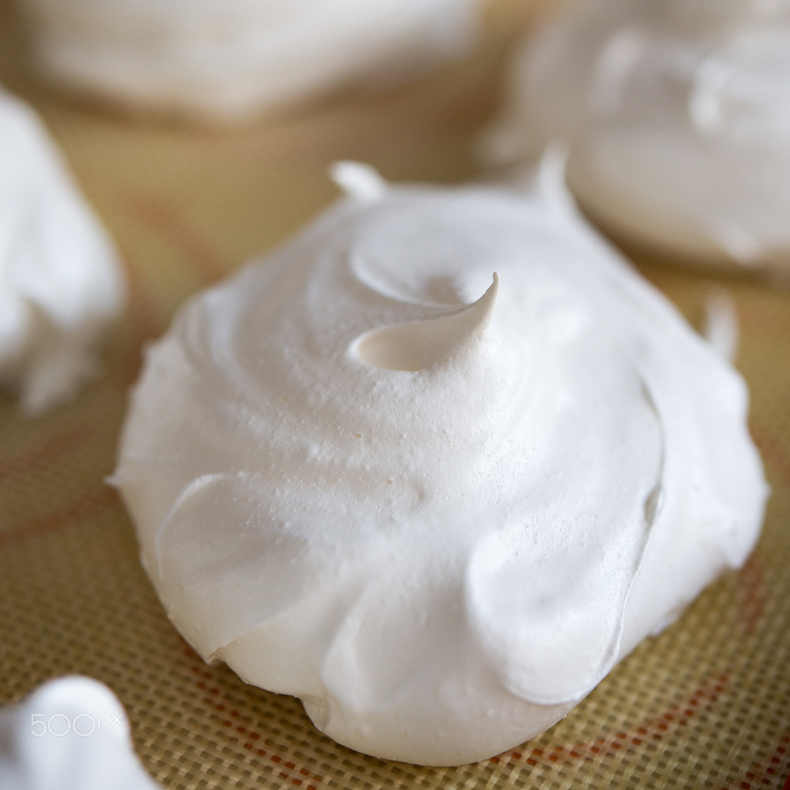 Nikon D610 + Nikon AF-S Micro-Nikkor 60mm F2.8G ED sample photo. Meringues at tasteoftheplace com photography