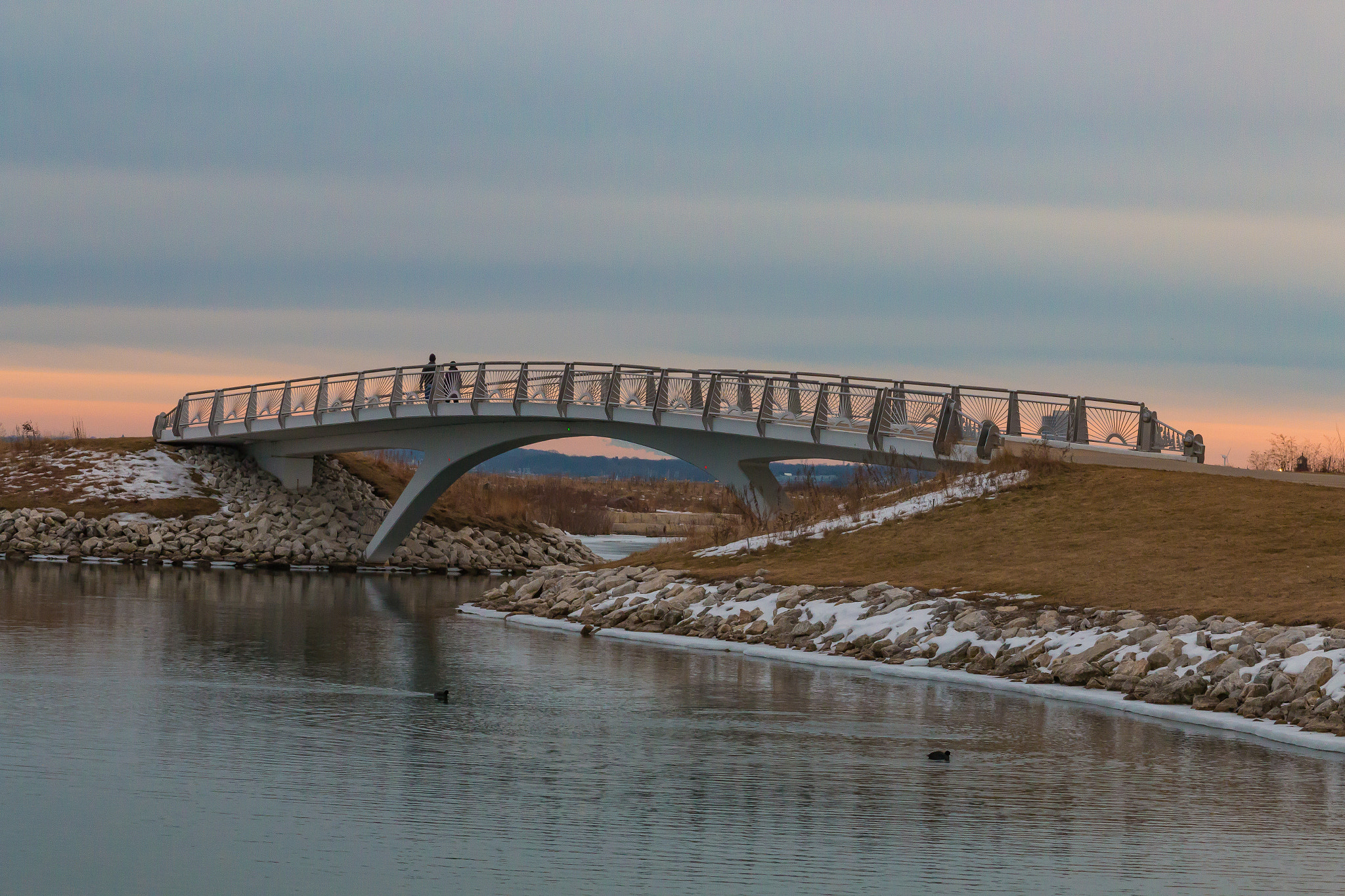 Canon EF 28-135mm F3.5-5.6 IS USM sample photo. Milwaukee sunset photography