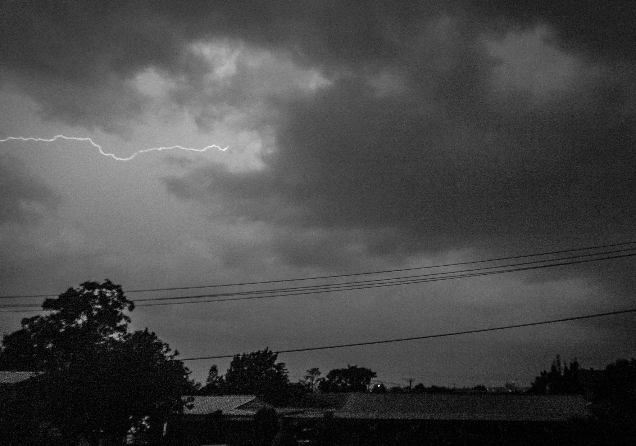 Pentax K-7 + Pentax smc DA 17-70mm F4.0 AL (IF) SDM sample photo. Lightning captured photography