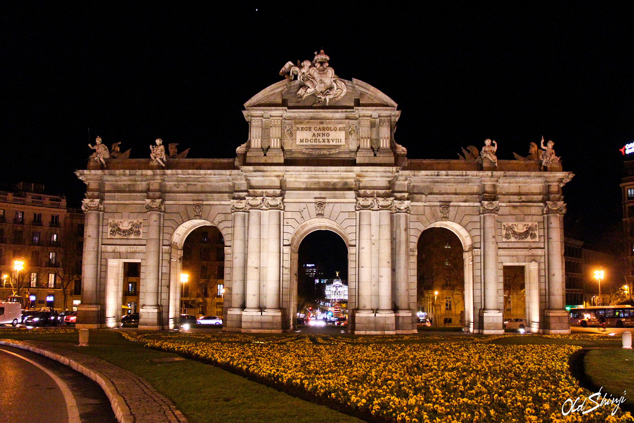 Canon EOS 650D (EOS Rebel T4i / EOS Kiss X6i) sample photo. Puerta de alcalá photography