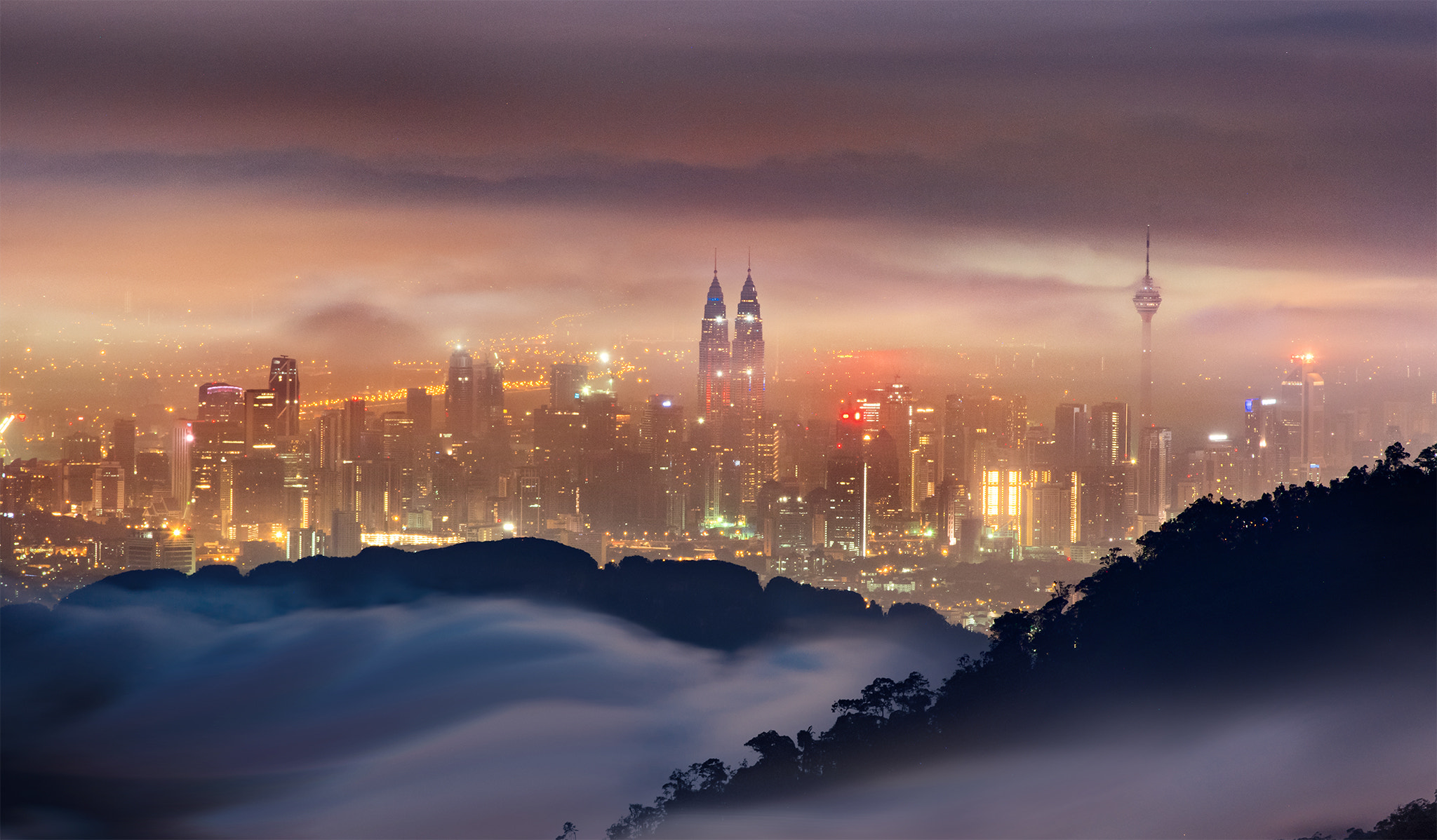 Nikon D7200 sample photo. Kuala lumpur night scene 迷幻之城 photography
