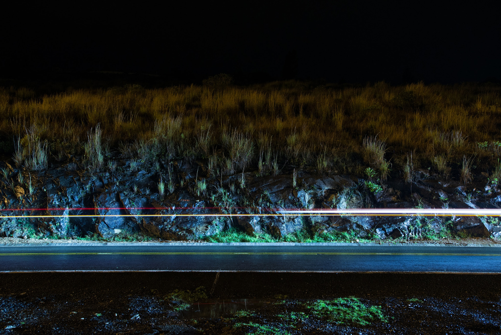 Nikon AF-S Nikkor 17-35mm F2.8D ED-IF sample photo. Road 2:00 am photography