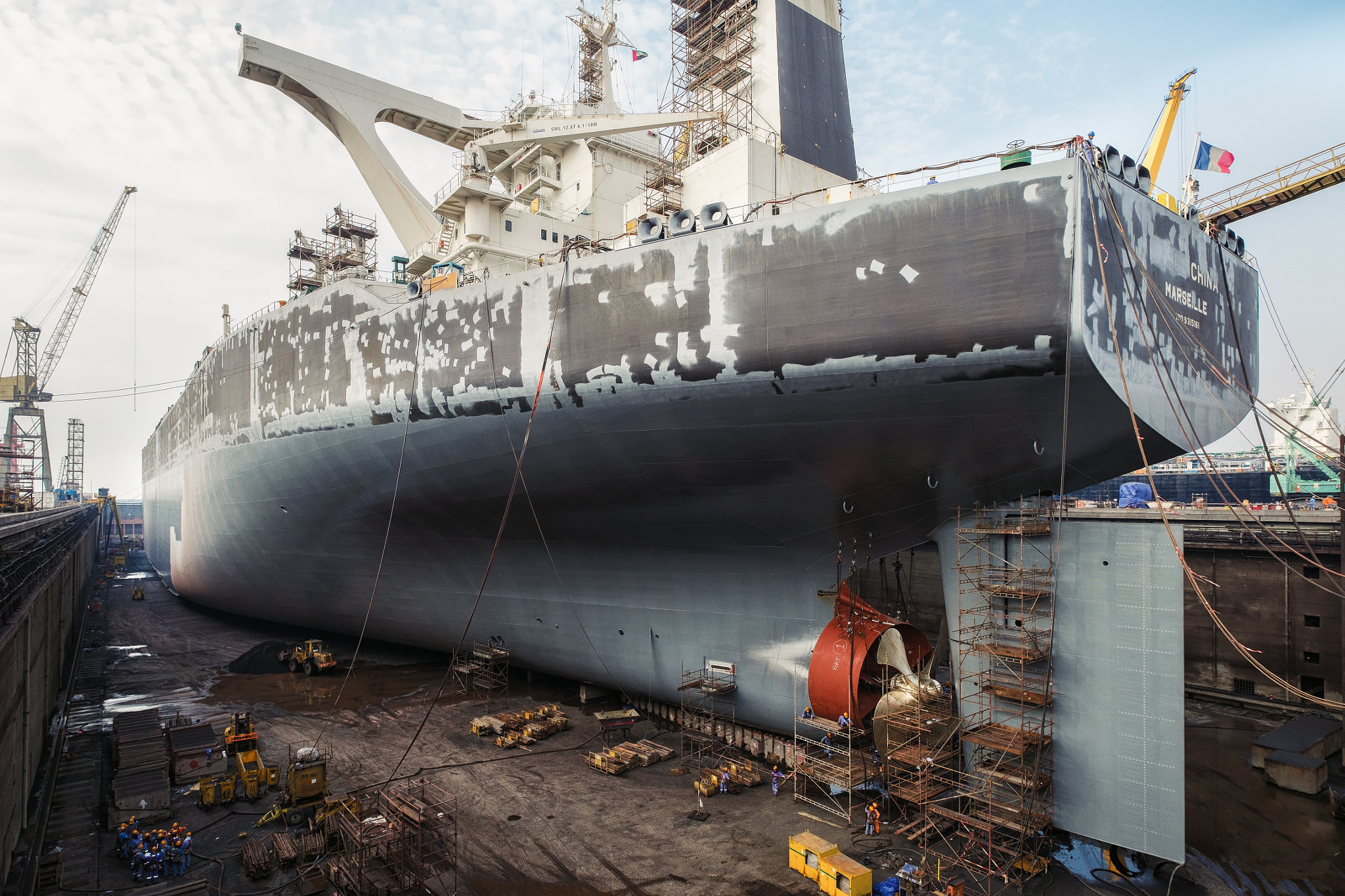 Fujifilm X-Pro2 + Fujifilm XF 10-24mm F4 R OIS sample photo. Giant in the dock photography