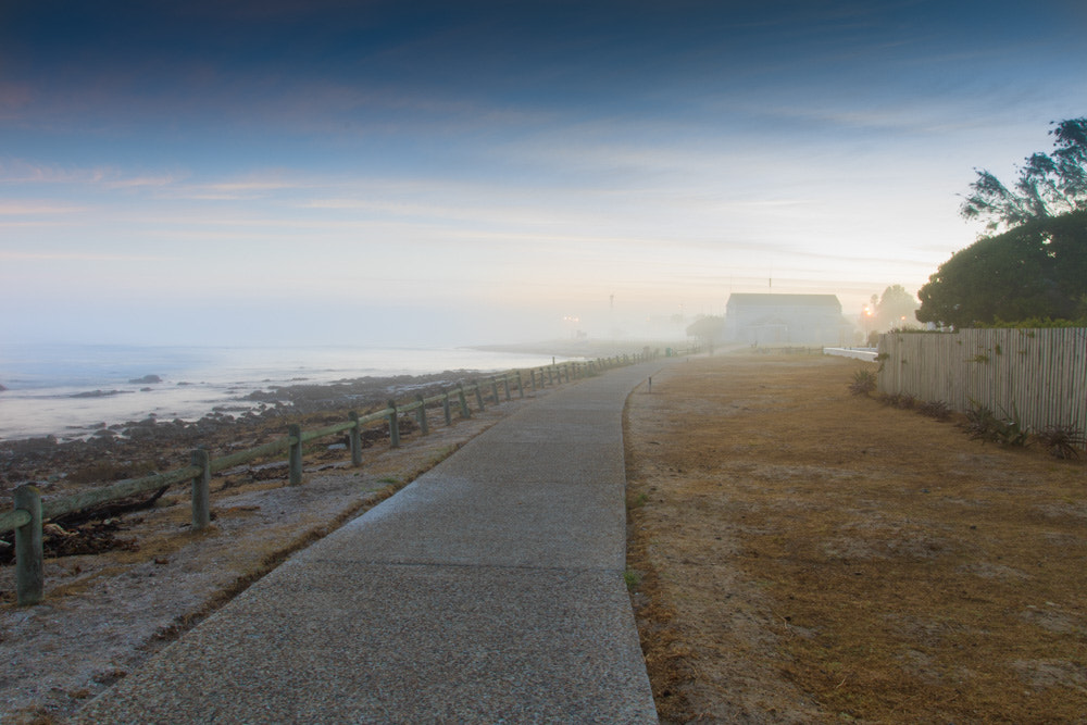 Canon EF 17-40mm F4L USM sample photo. Misty early beach 5 photography