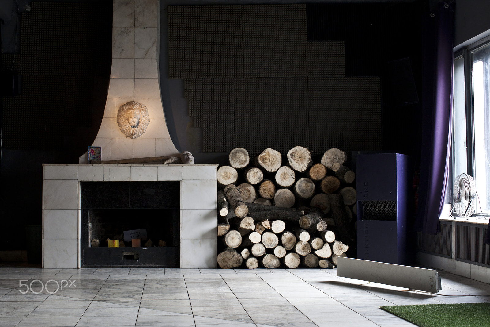Canon EF 50mm F1.2L USM sample photo. Fireplace photography