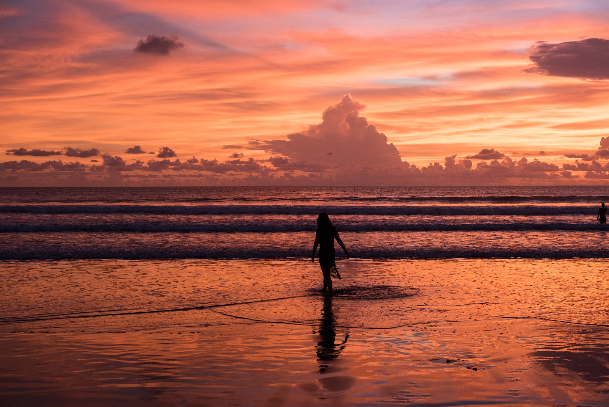 Nikon D810 sample photo. Beautiful light of the setting sun,beautiful girl photography