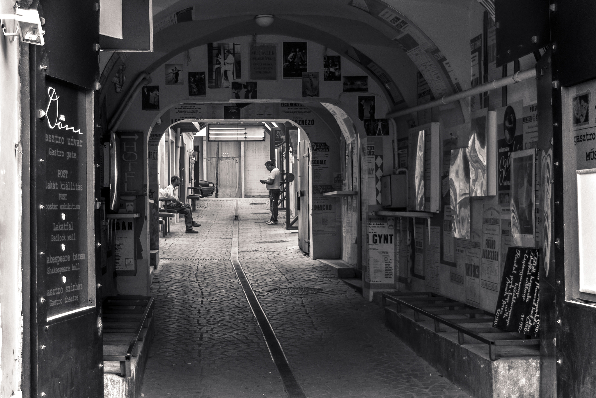 Nikon D7200 sample photo. Tunnel photography