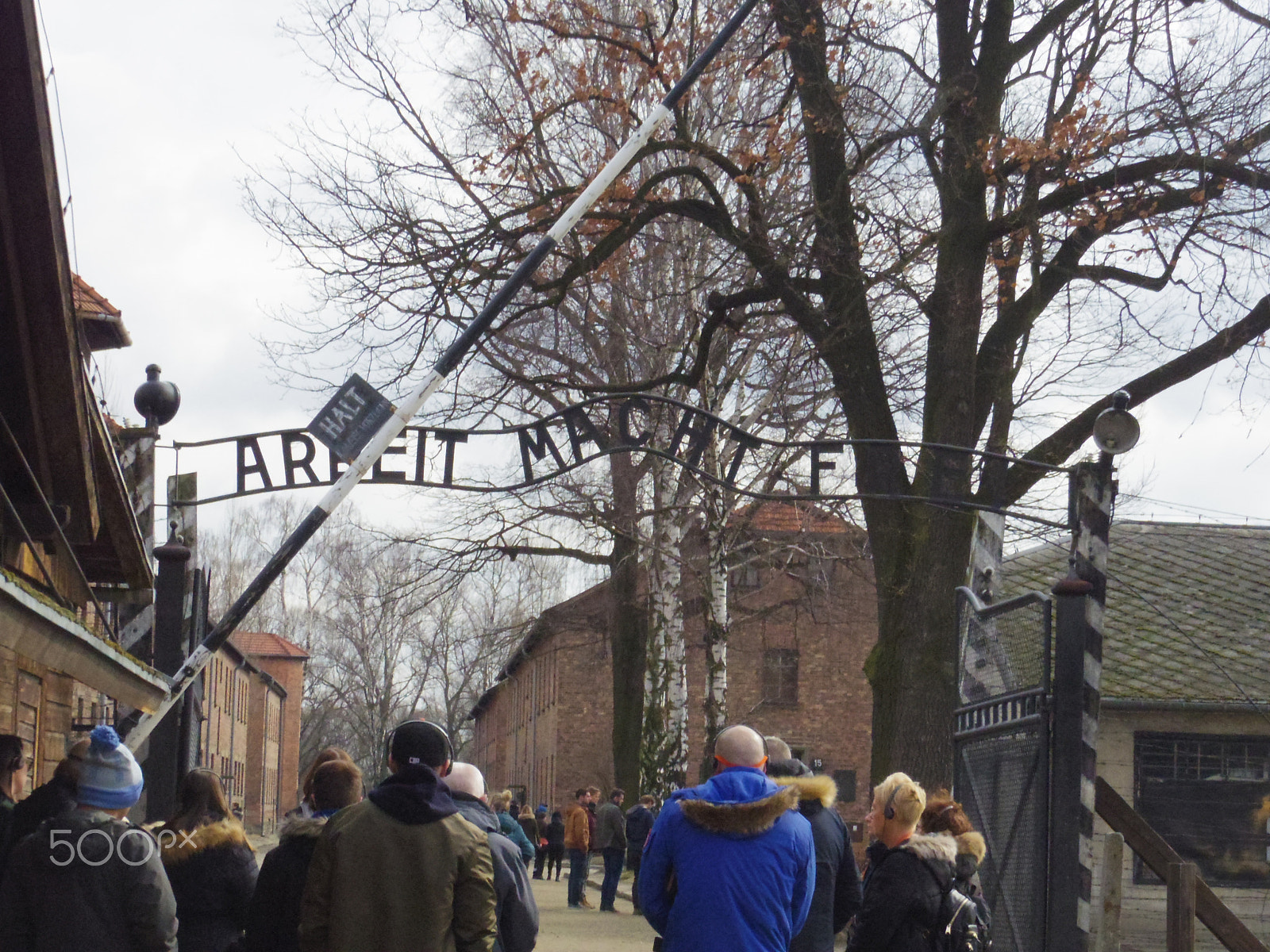 Pentax 02 Standard Zoom sample photo. Auschwitz museum photography