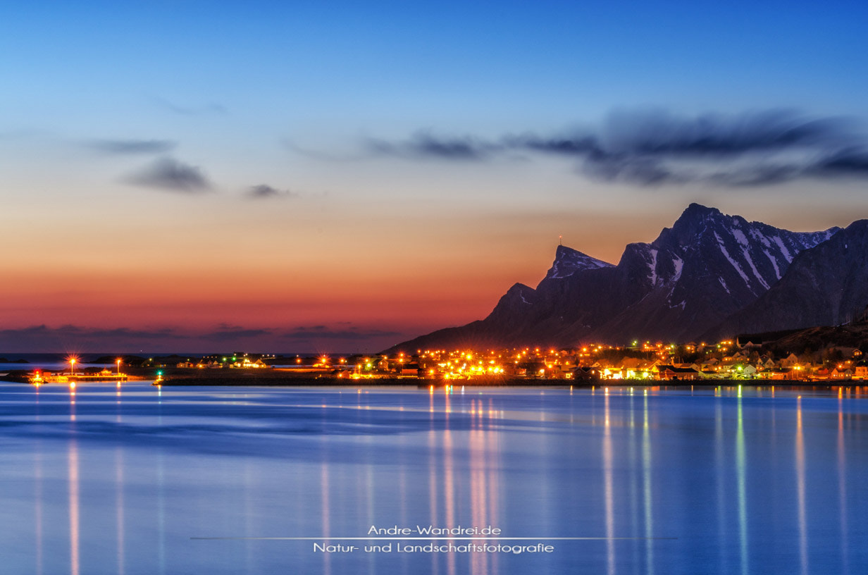 Nikon D7000 + Nikon AF-S Nikkor 70-200mm F4G ED VR sample photo. Lofoten nights photography