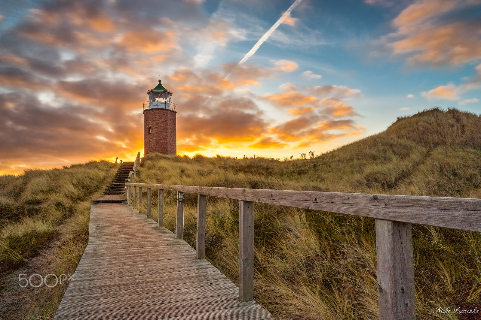 ZEISS Batis 25mm F2 sample photo. Lighthouse kampen photography