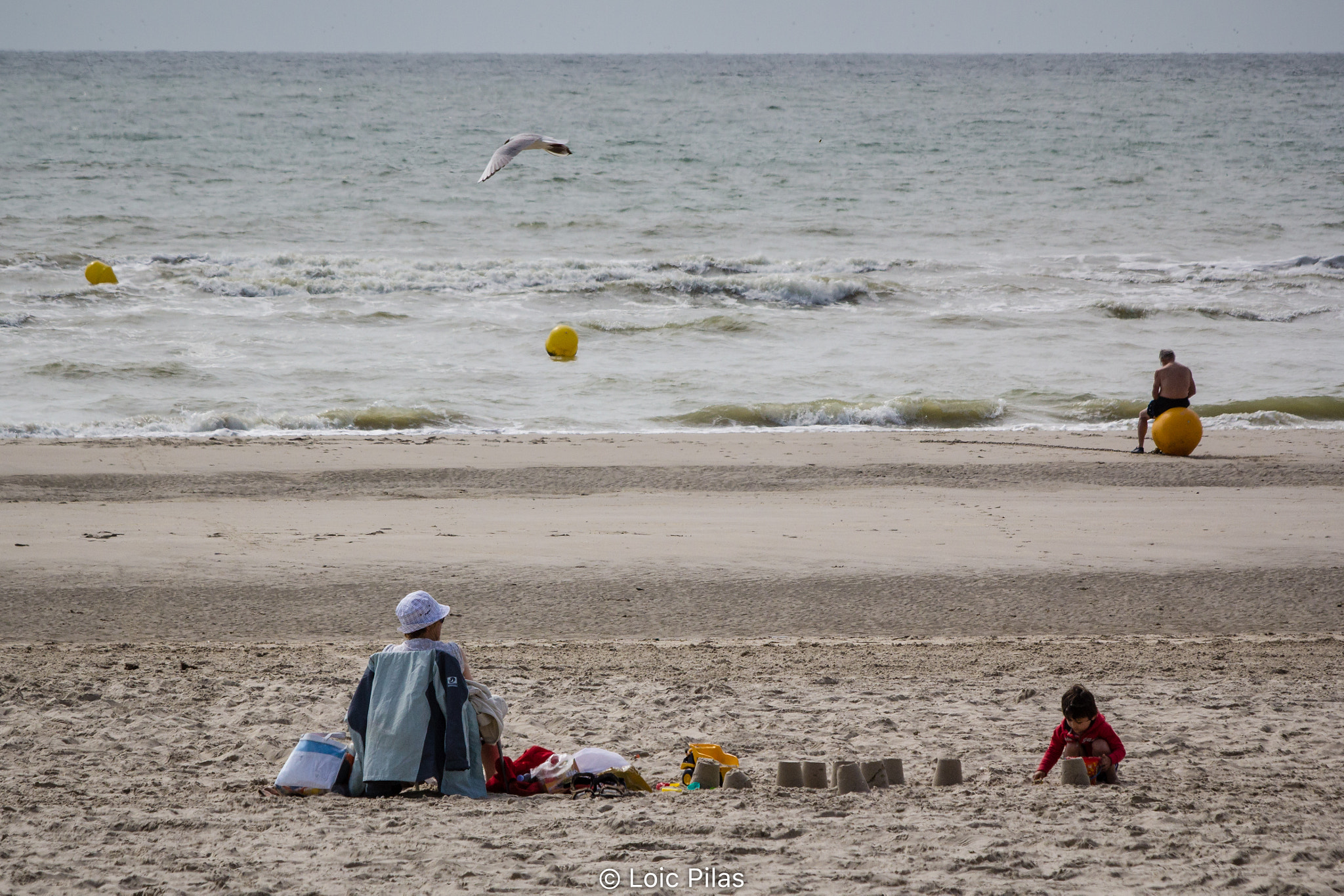 Canon EF 70-300mm F4-5.6 IS USM sample photo. La plage photography