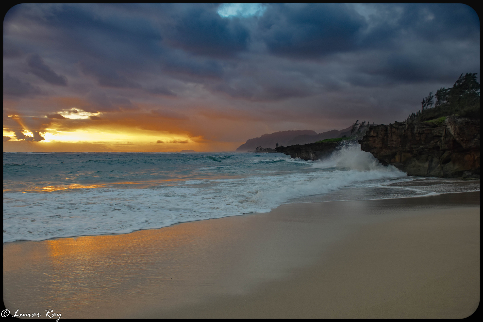 Nikon D5500 sample photo. Sunrise at oahu north photography