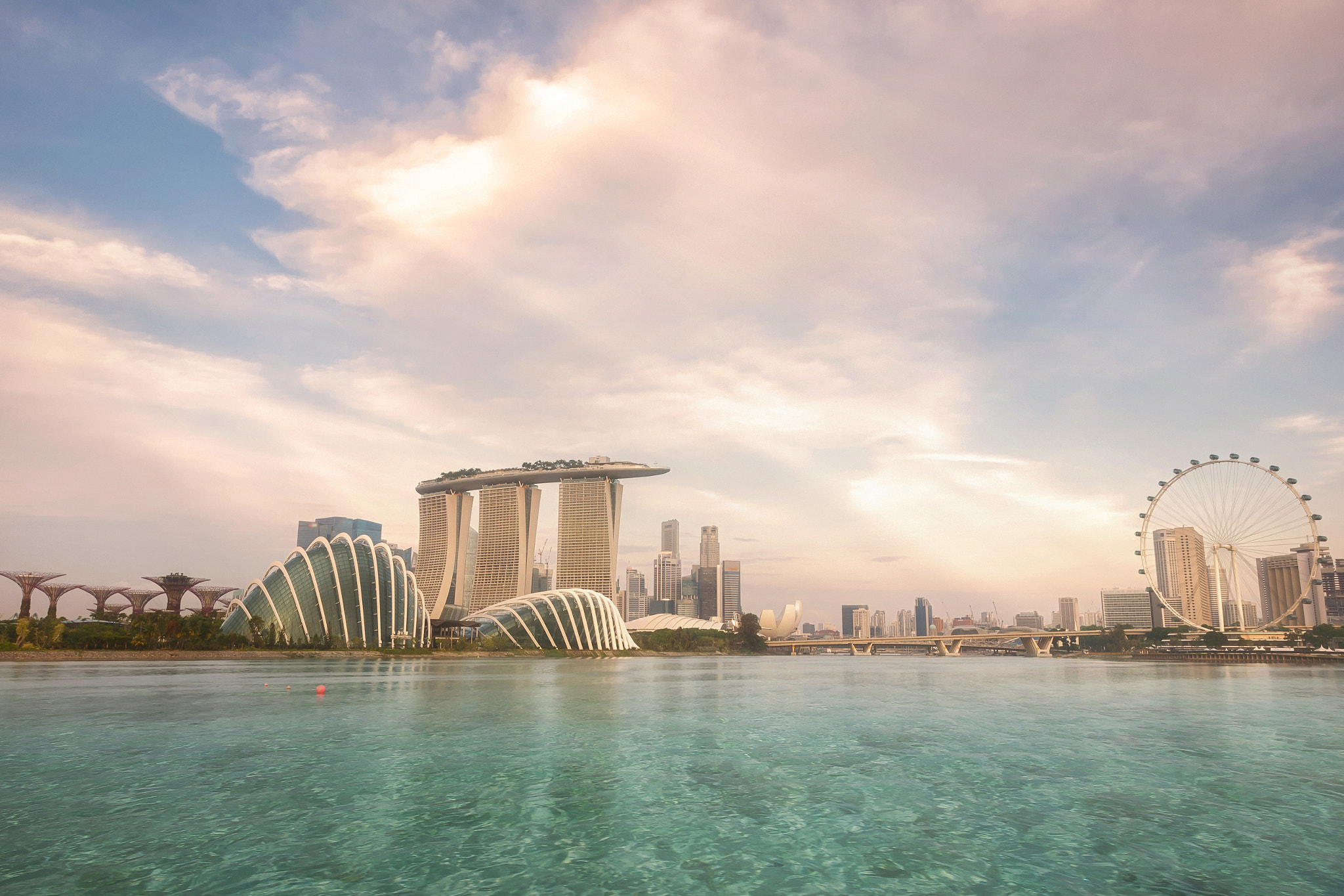 Canon EF 16-35mm F2.8L II USM sample photo. Landscape of the singapore financial district photography
