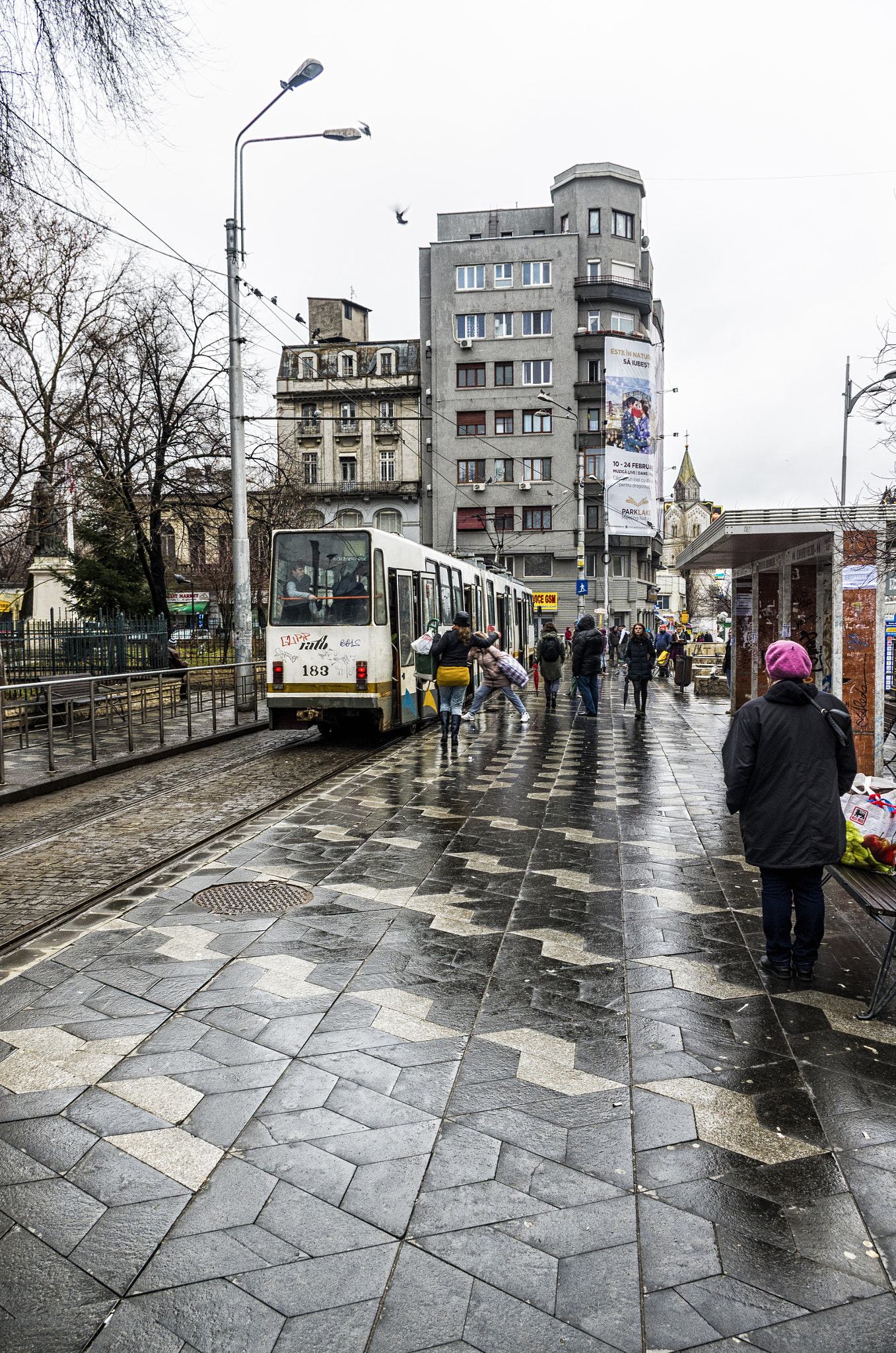 Pentax K-5 IIs sample photo. Fermata, bucarest photography