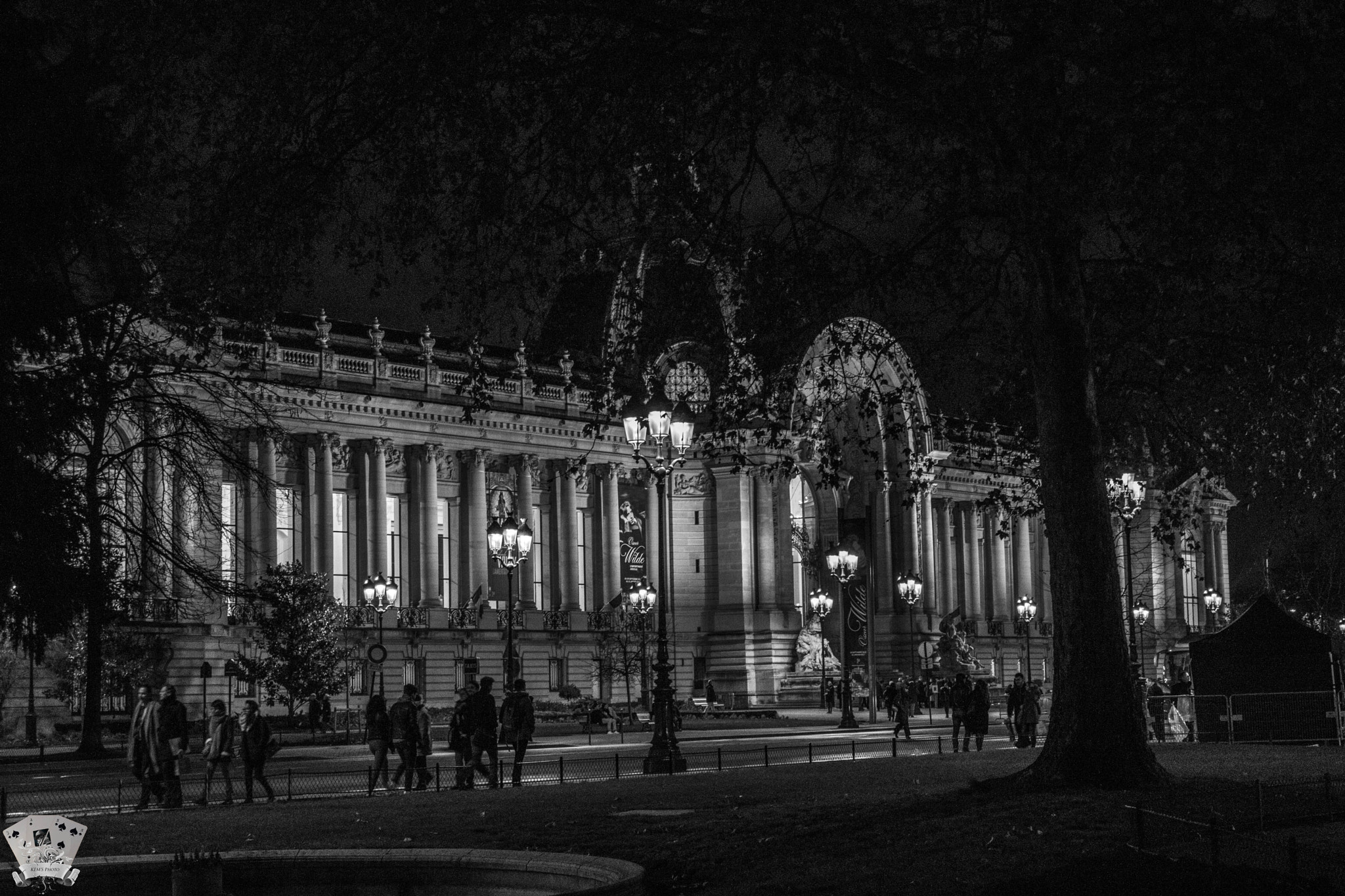 Canon EOS 750D (EOS Rebel T6i / EOS Kiss X8i) sample photo. Paris by night photography