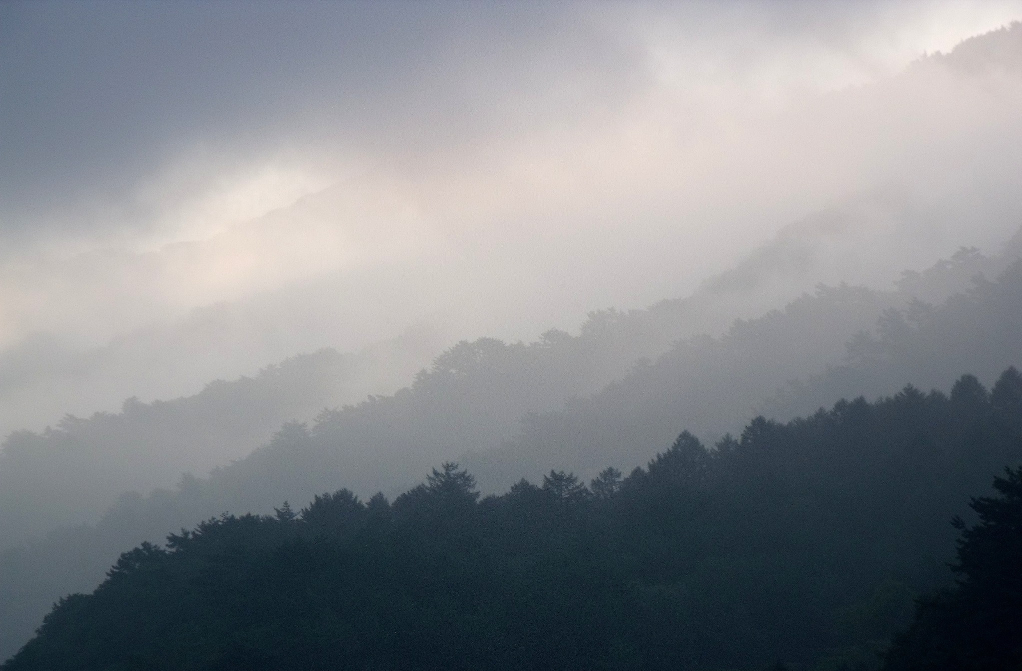 Fujifilm FinePix J110W sample photo. Early morning clouds photography