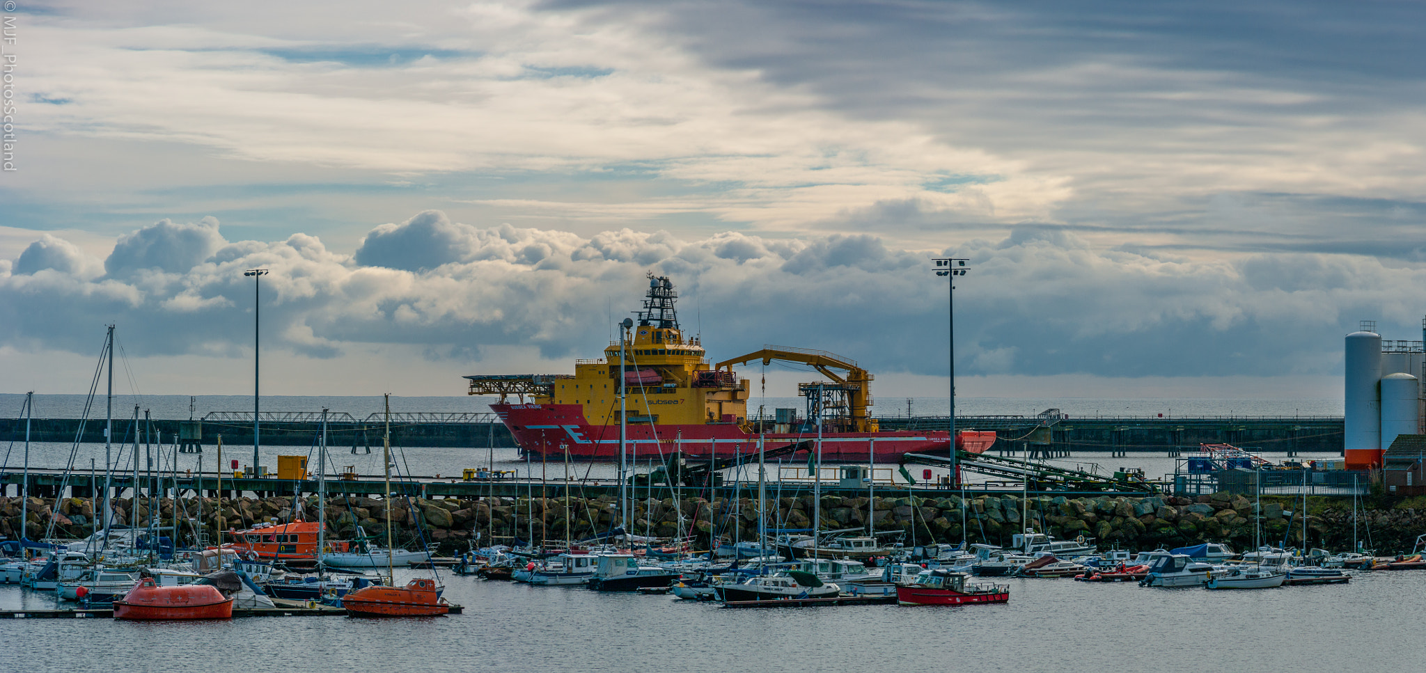 Samsung GX-20 sample photo. Subsea viking in peterhead. photography