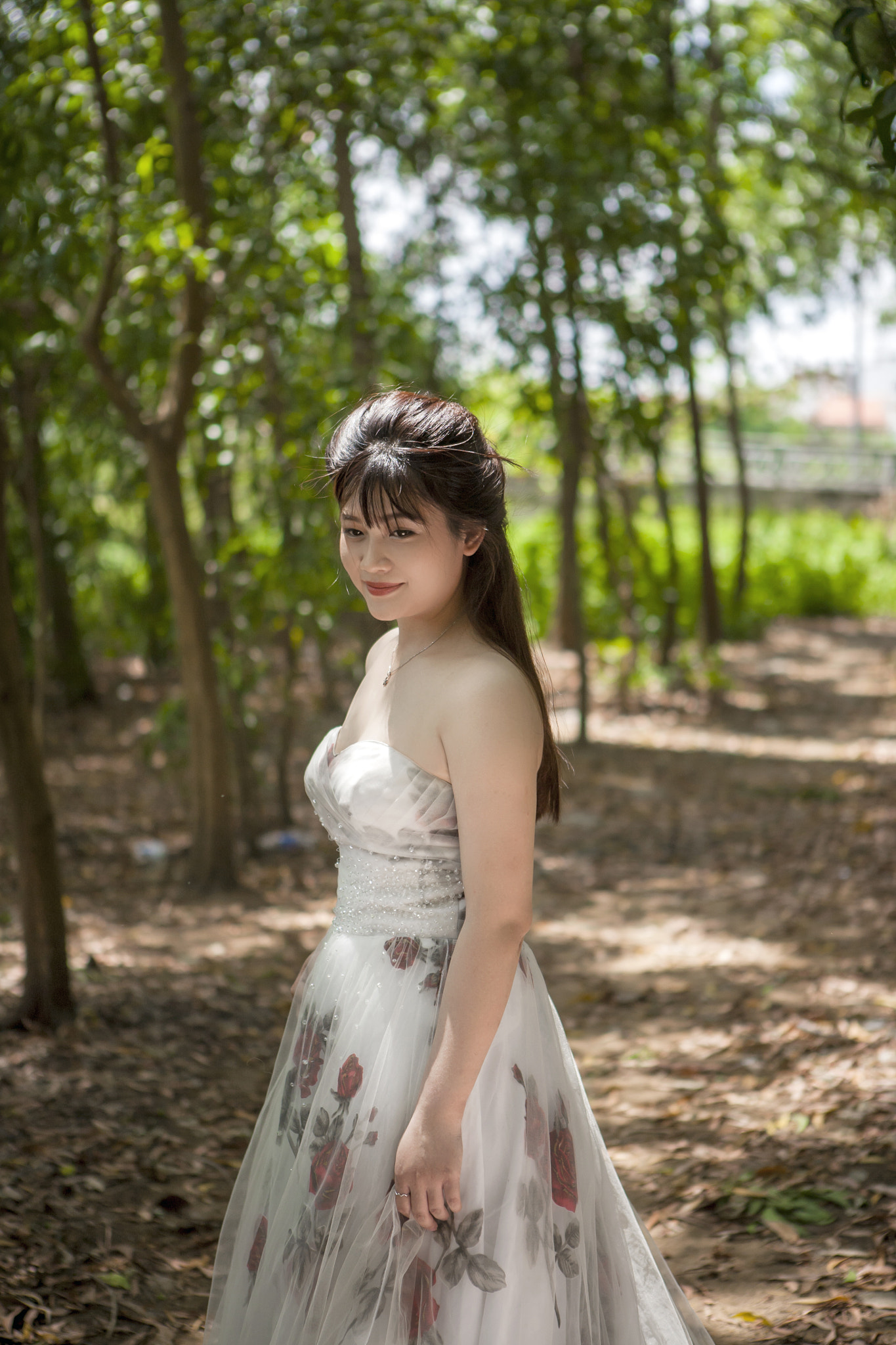 Canon EOS 5D + Canon EF 24-70mm F2.8L USM sample photo. Single bridal photography