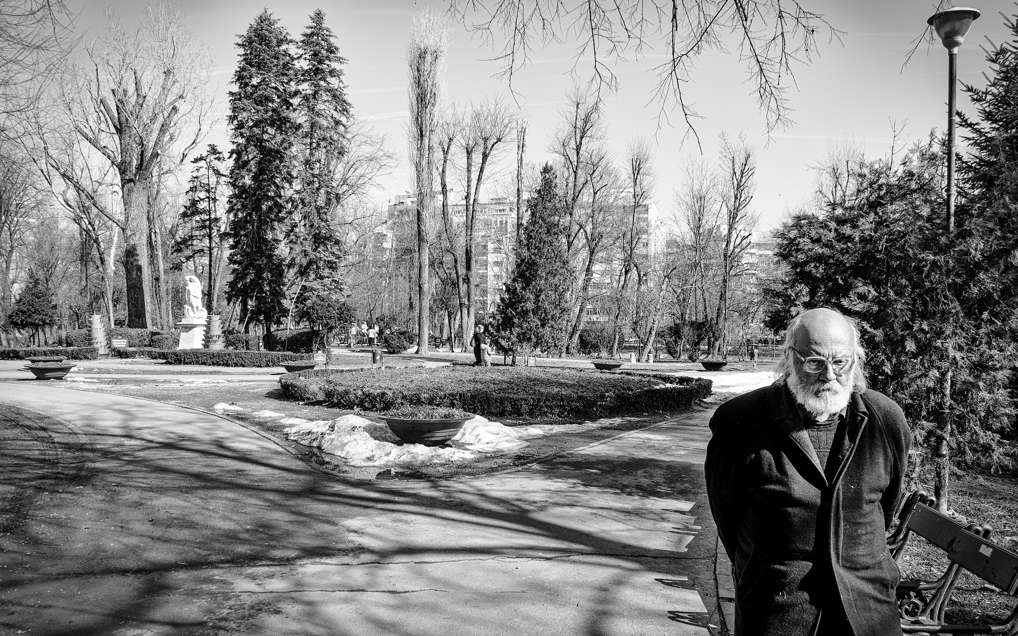 Pentax K-5 IIs sample photo. Old man, bucarest photography