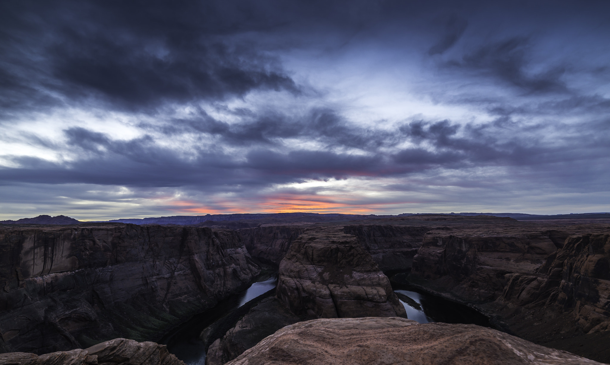 Samyang 14mm F2.8 ED AS IF UMC sample photo. Above the bend photography