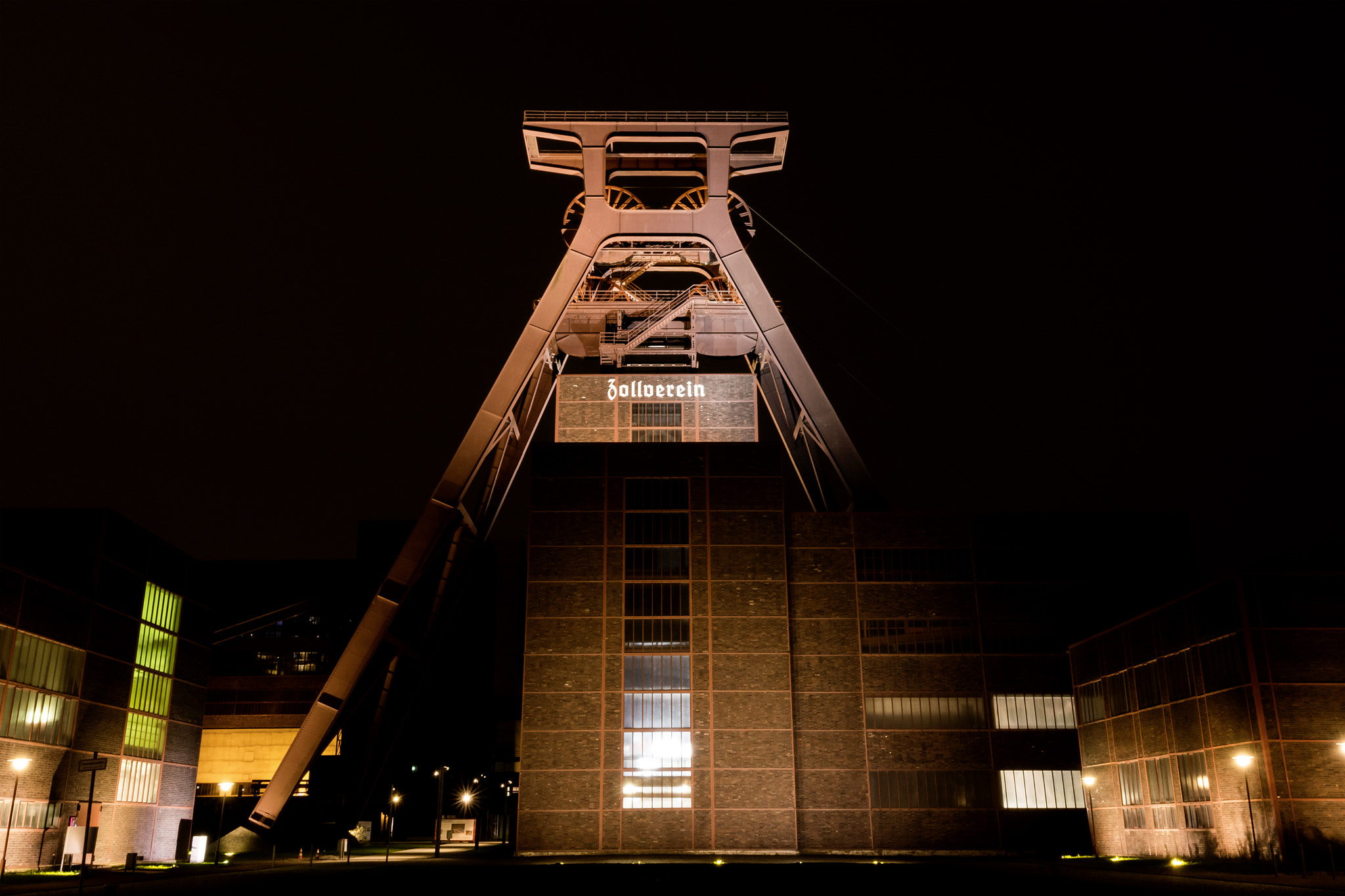Nikon AF-S Nikkor 14-24mm F2.8G ED sample photo. Shaft tower "zeche zollverein" photography