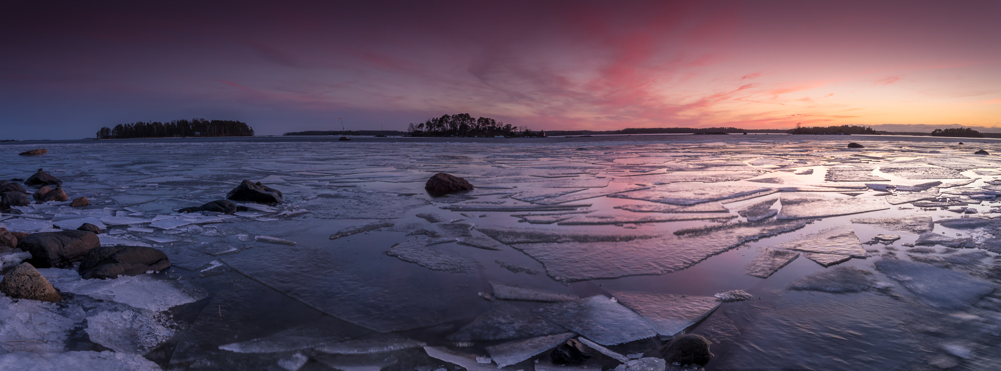 Canon EF 17-40mm F4L USM sample photo. Winter panorama photography