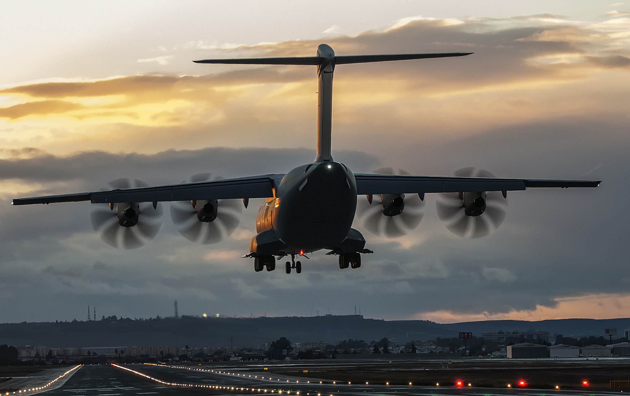 Sigma 150-600mm F5-6.3 DG OS HSM | C sample photo. Landing at sunset photography