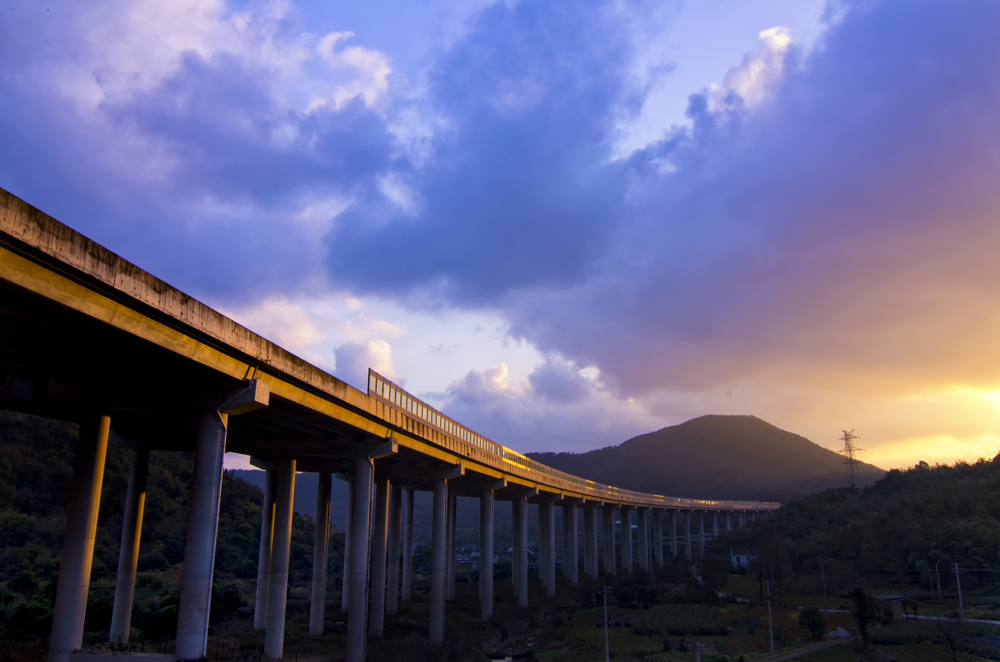 Pentax K-5 sample photo. Road photography