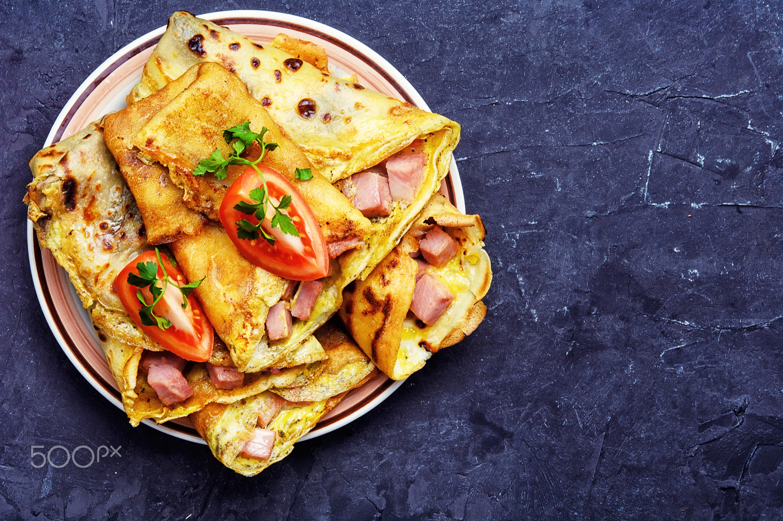 Nikon AF-S Micro-Nikkor 60mm F2.8G ED sample photo. Pancakes stuffed with meat photography
