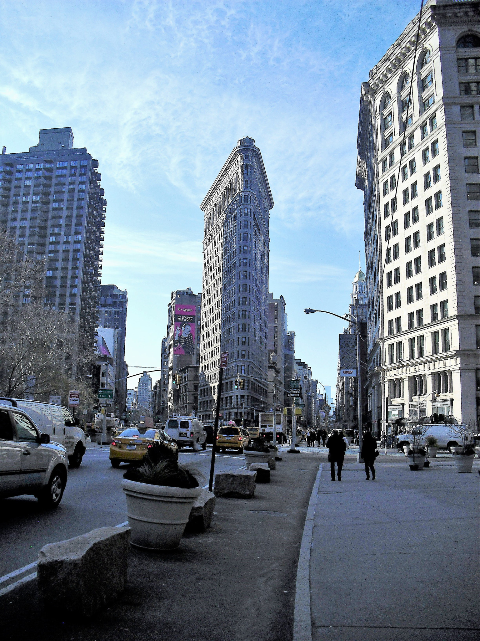 CASIO EX-Z35 sample photo. Flatiron building photography