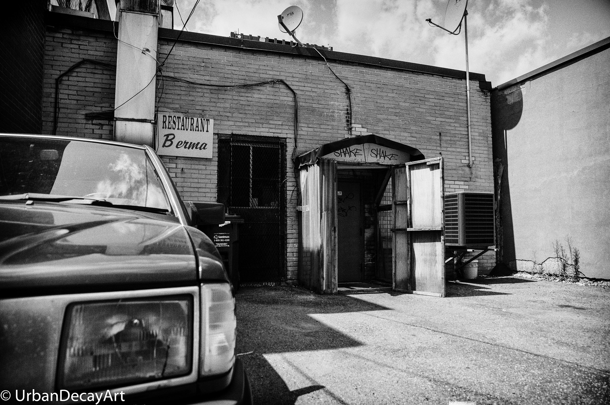 Nikon D300 sample photo. Shake shake photography