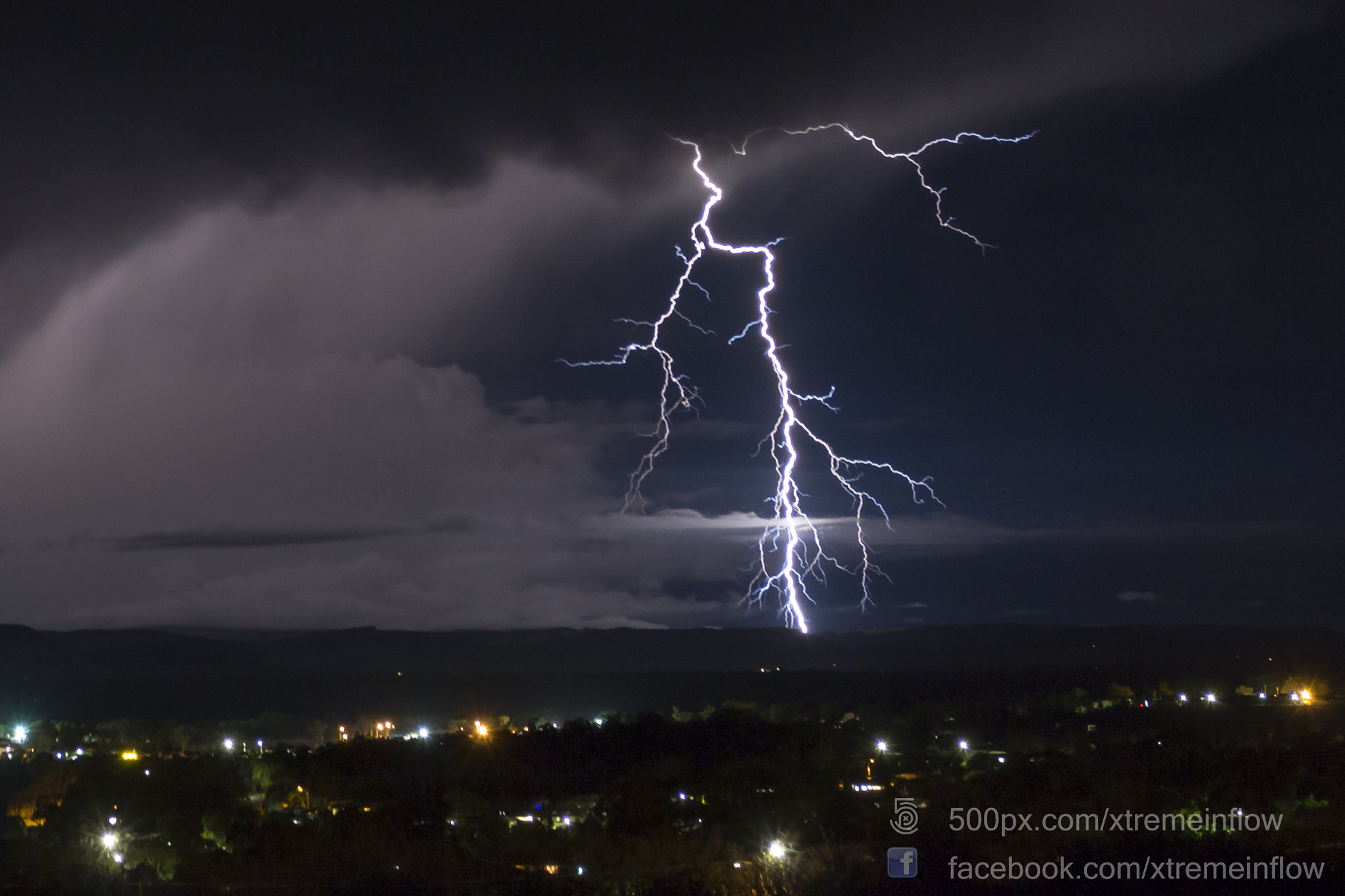 Canon EOS 700D (EOS Rebel T5i / EOS Kiss X7i) sample photo. Cunninghams gap lightning photography